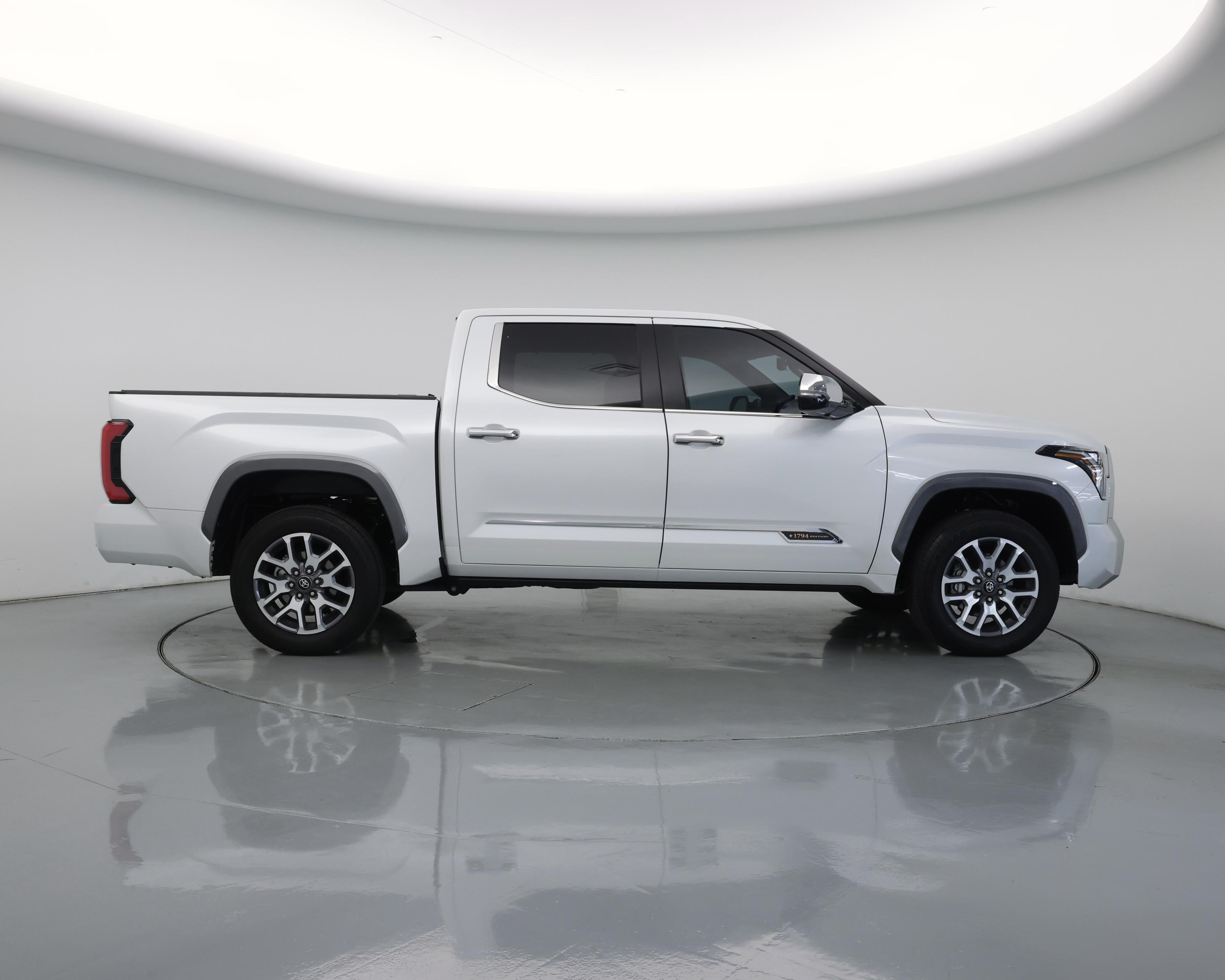 Thumbnail: 2025 Toyota Tundra - 7
