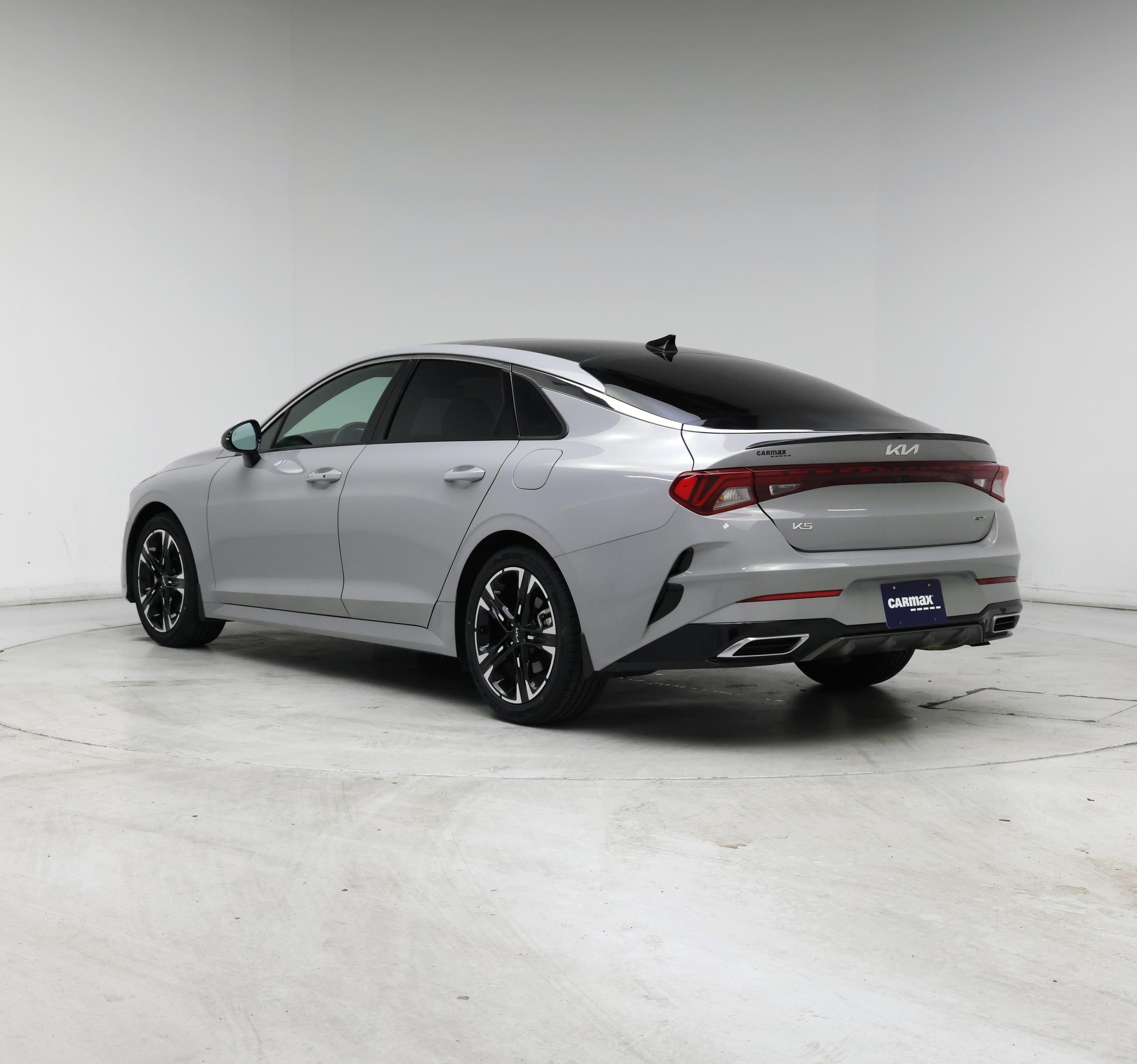 Thumbnail: 2023 Kia K5 - 2