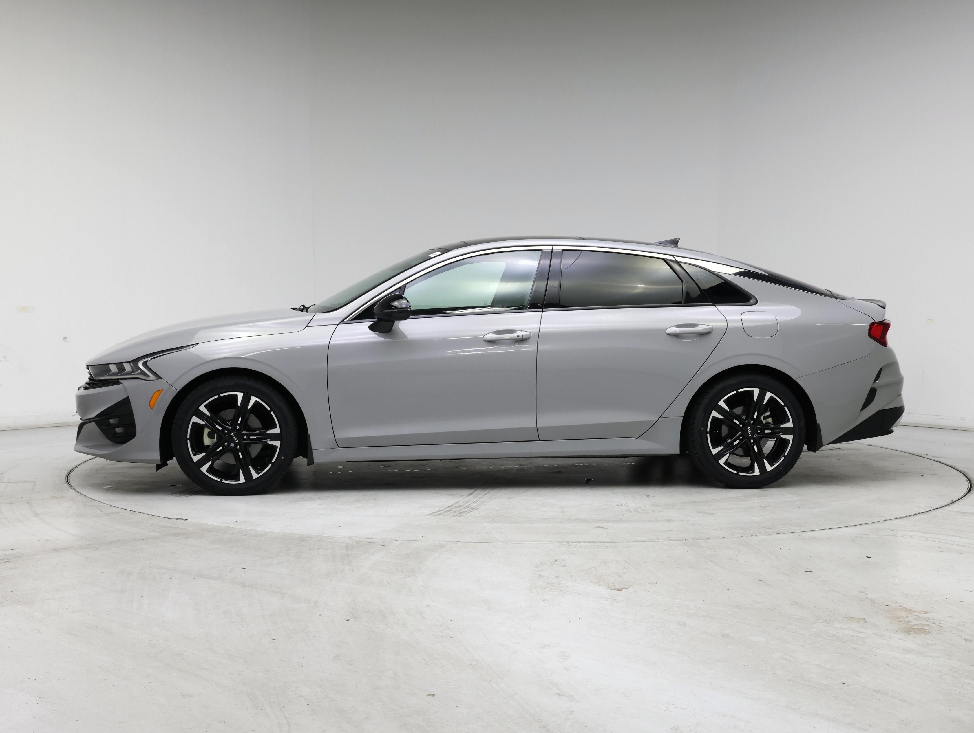 Thumbnail: 2023 Kia K5 - 3