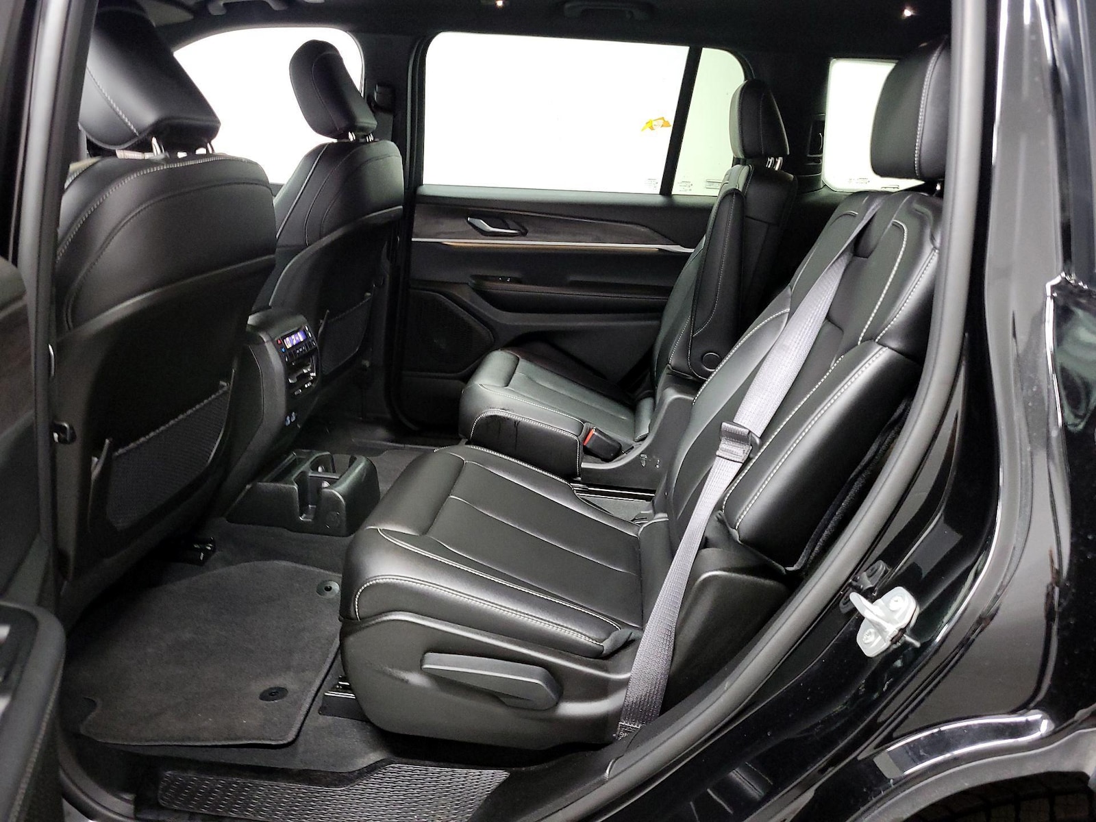 2025 Jeep Grand Cherokee L Limited - Photo 16