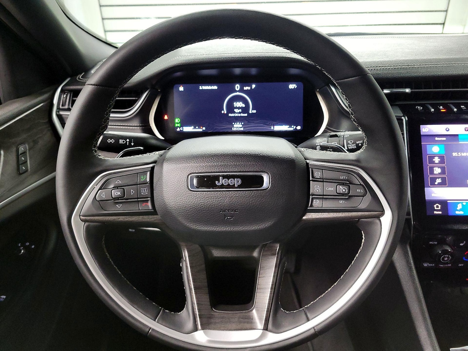 2025 Jeep Grand Cherokee L Limited - Photo 9