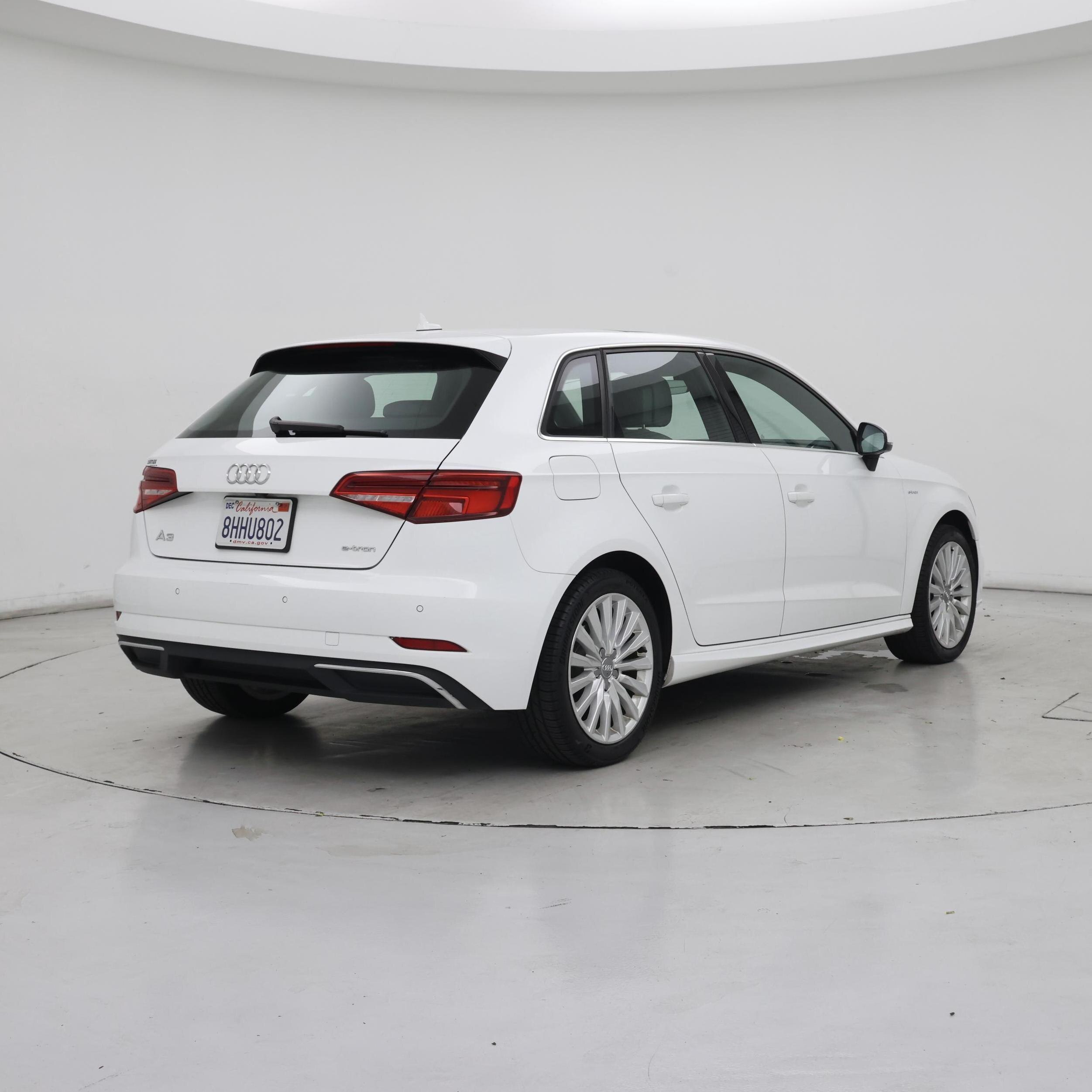 Thumbnail: 2018 Audi A3 - 8