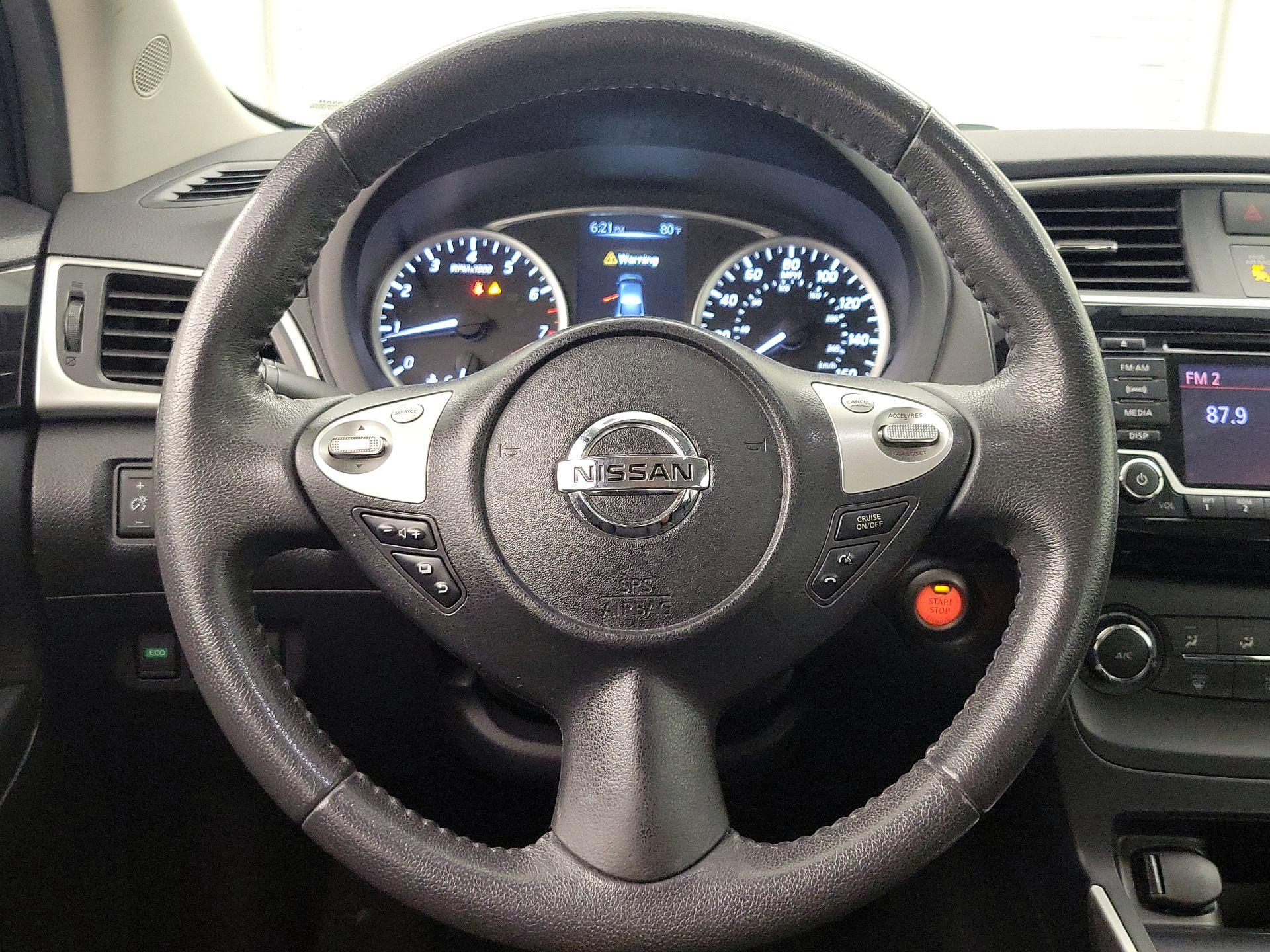 Thumbnail: 2017 Nissan Sentra - 10