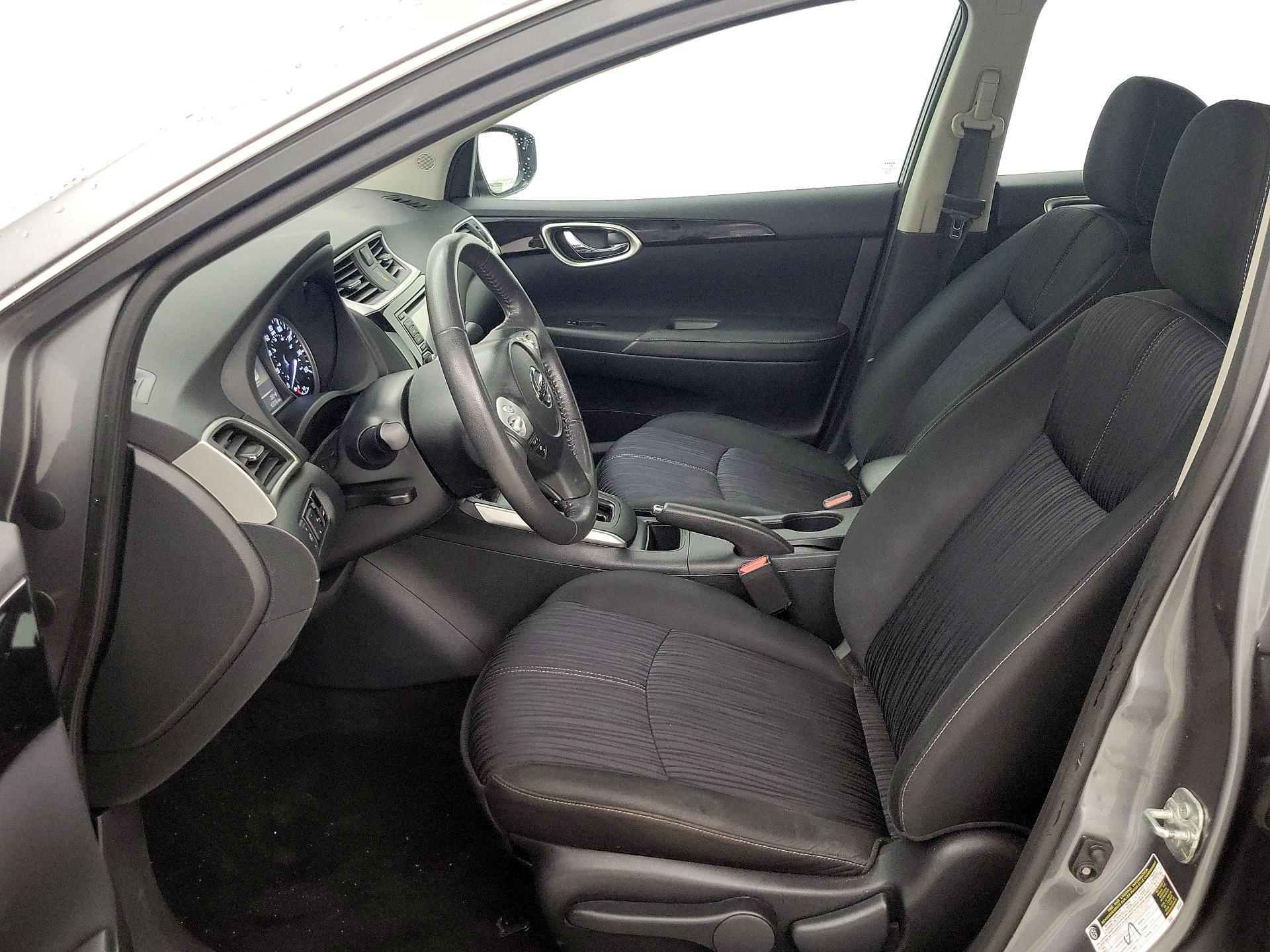 Thumbnail: 2017 Nissan Sentra - 11