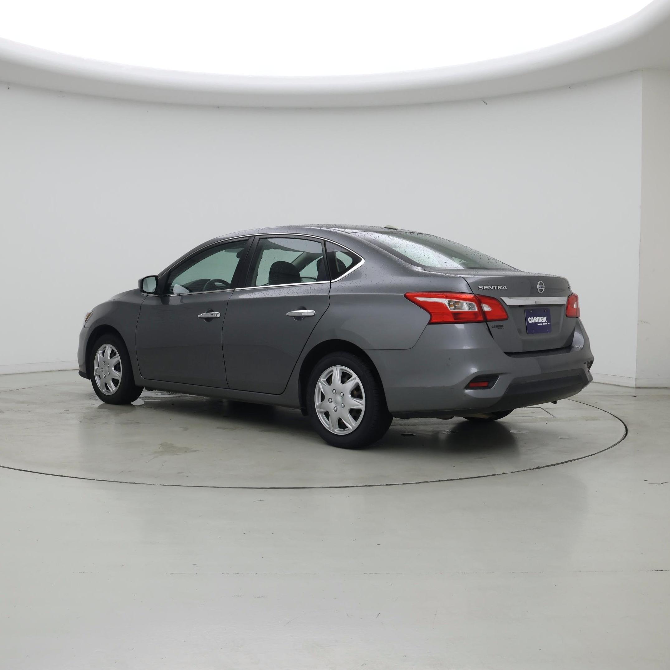 Thumbnail: 2017 Nissan Sentra - 2