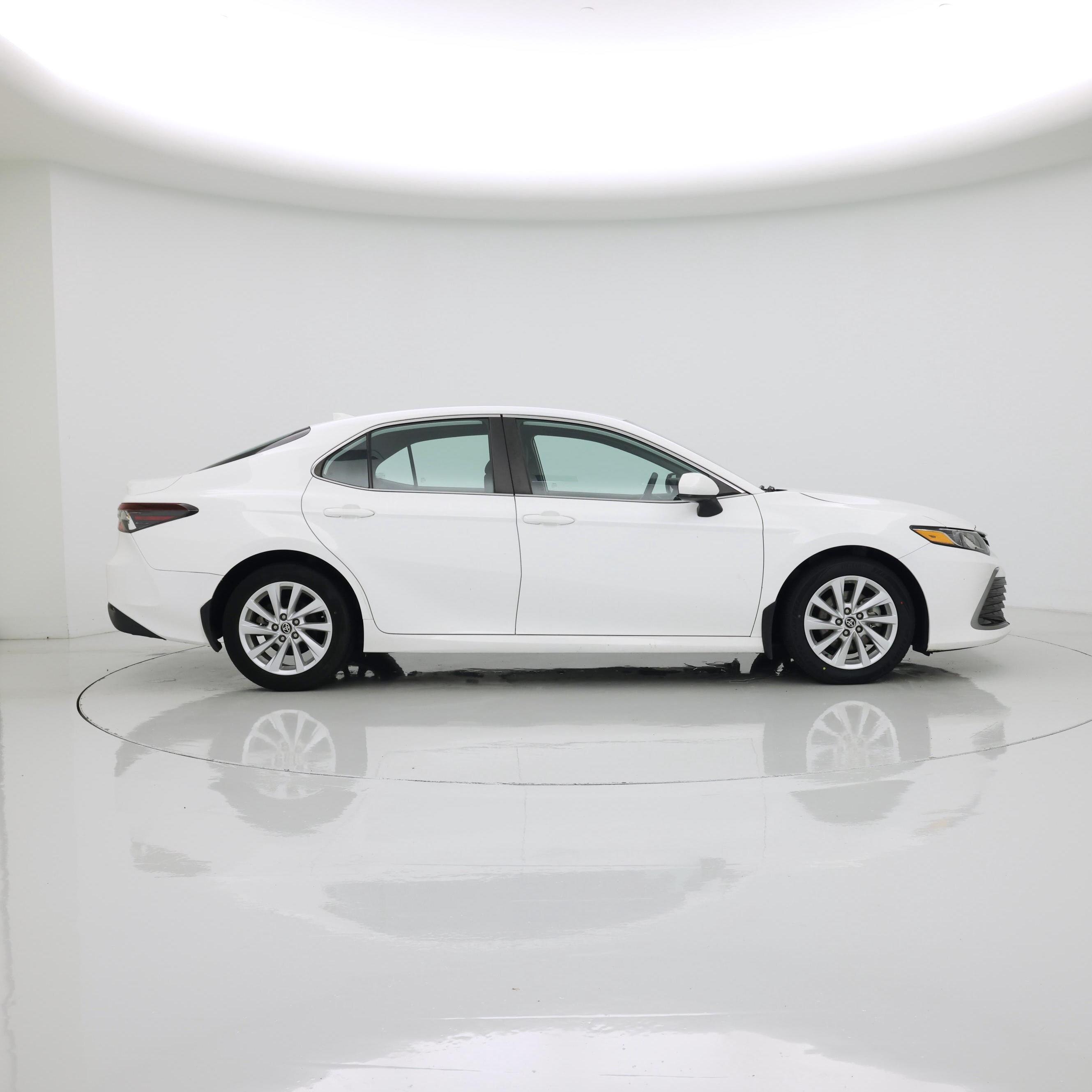 Thumbnail: 2023 Toyota Camry - 7