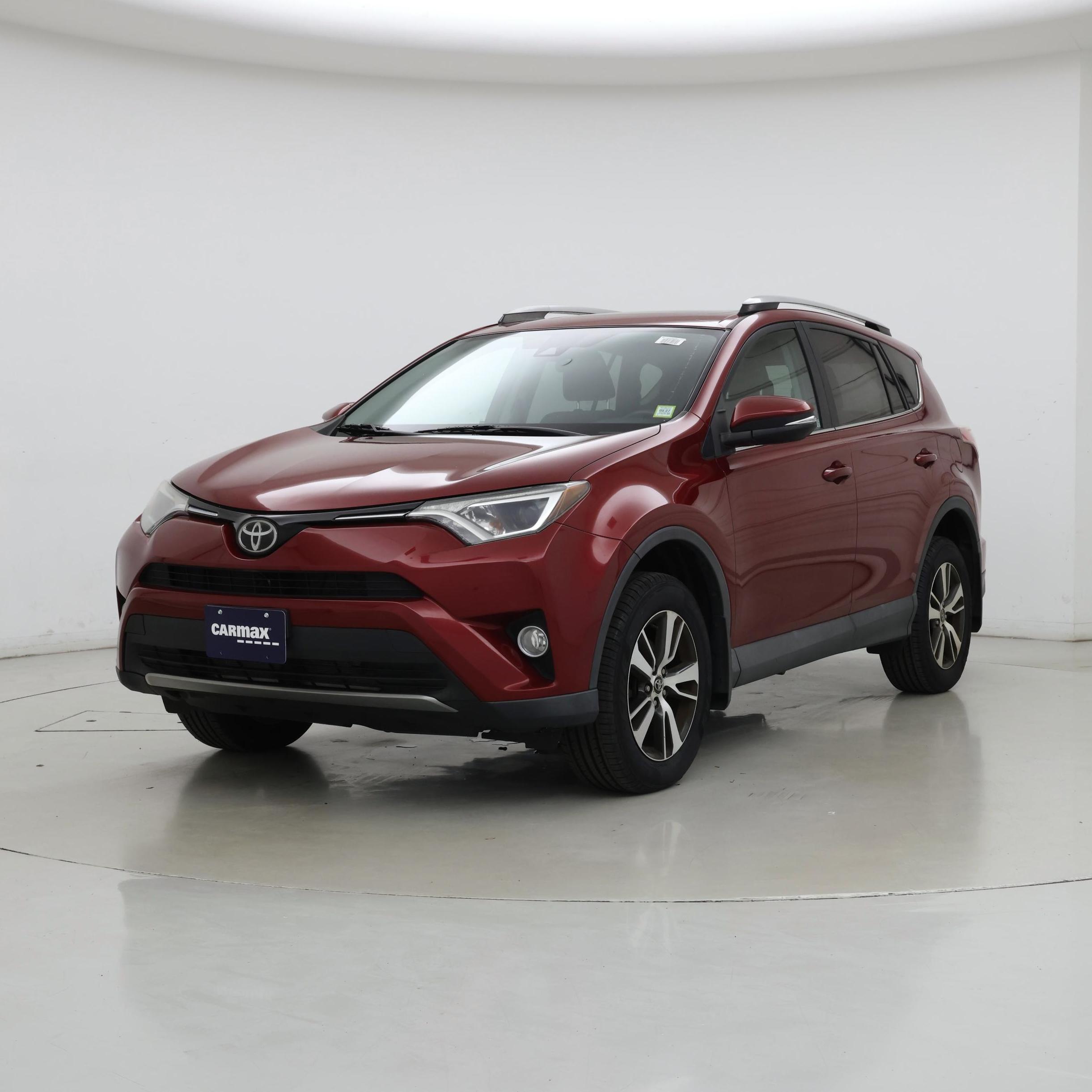 Thumbnail: 2018 Toyota RAV4 - 4