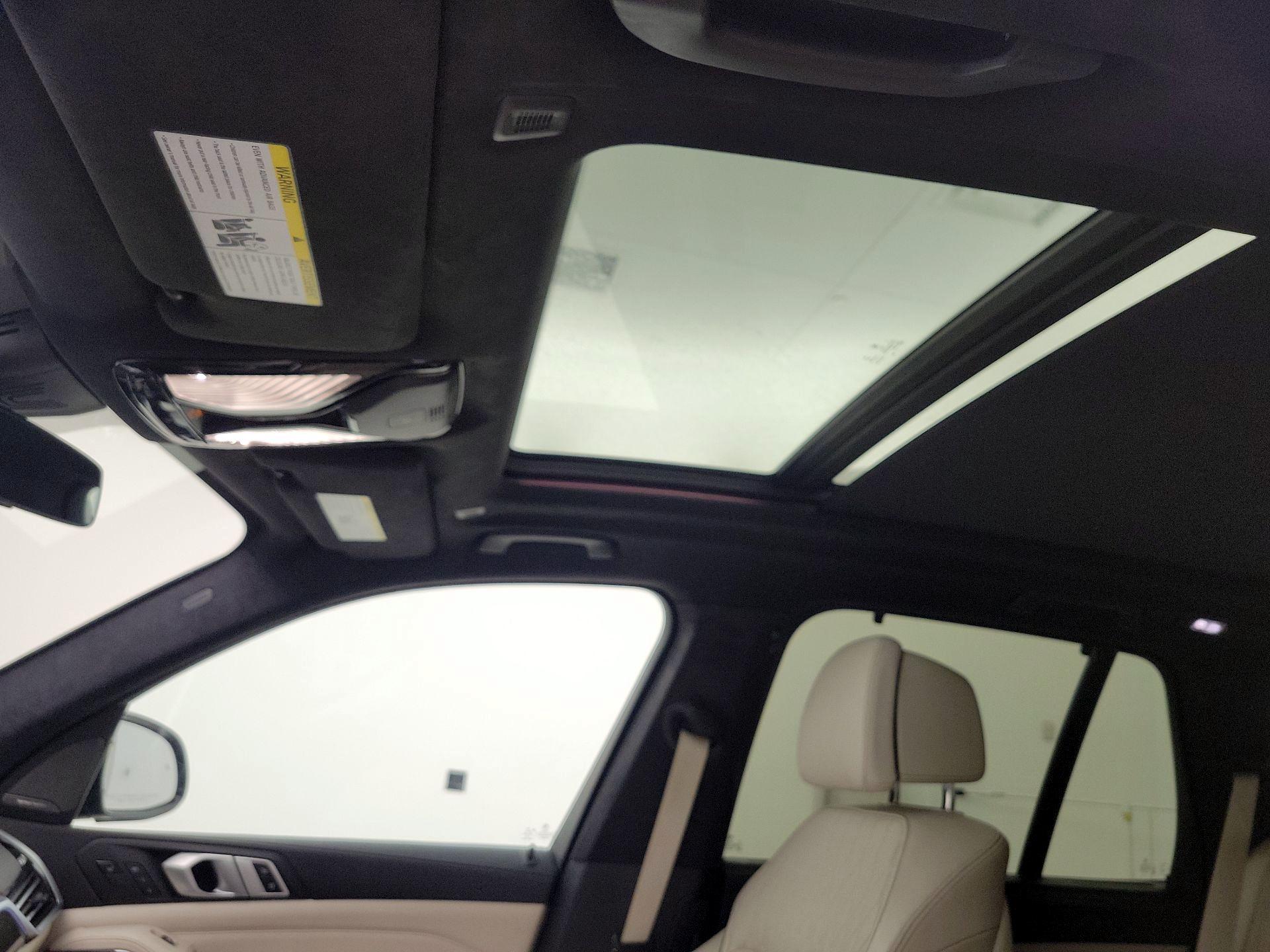 Thumbnail: 2021 BMW X5 - 20