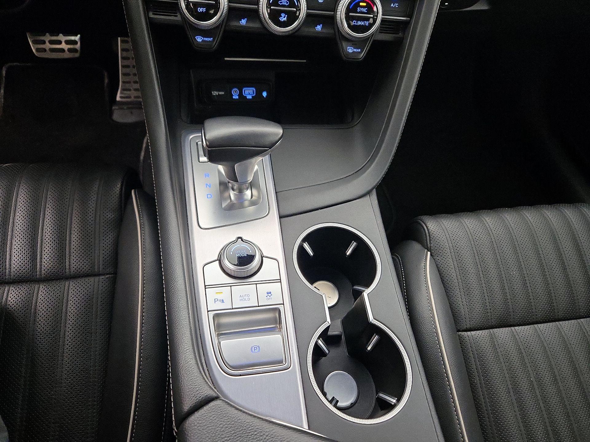 Thumbnail: 2019 Genesis G70 - 18