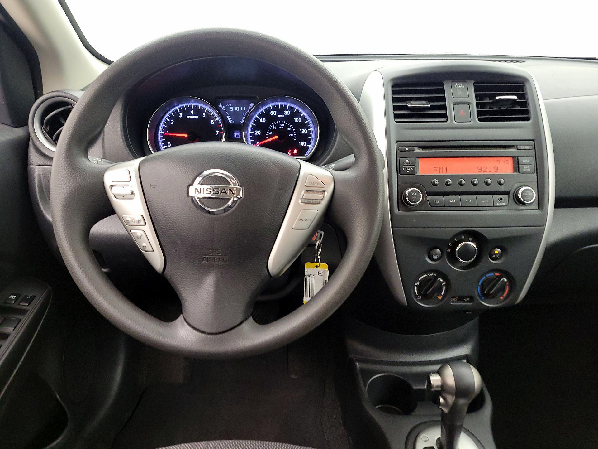 Thumbnail: 2016 Nissan Versa - 10