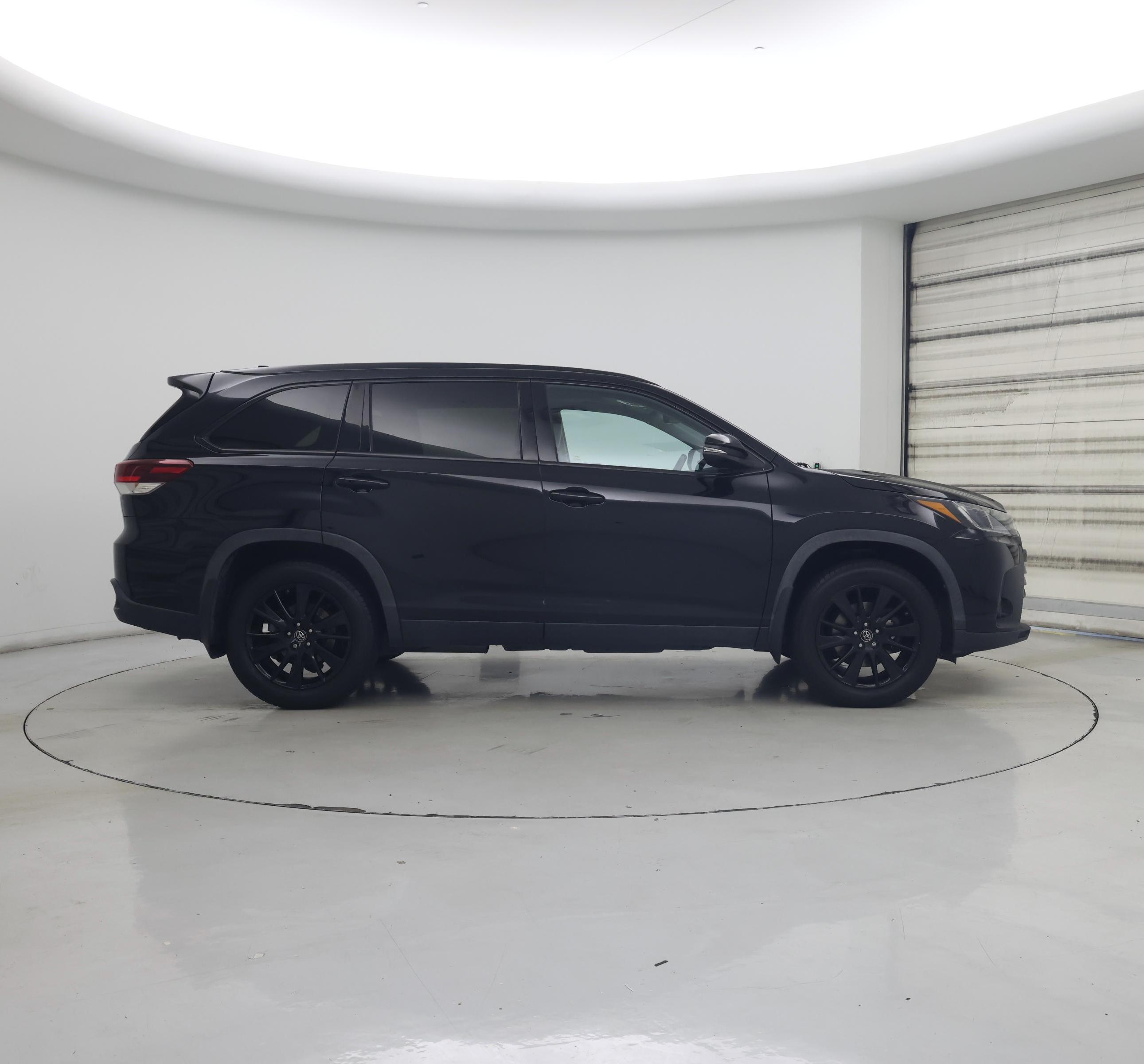 Thumbnail: 2019 Toyota Highlander - 7