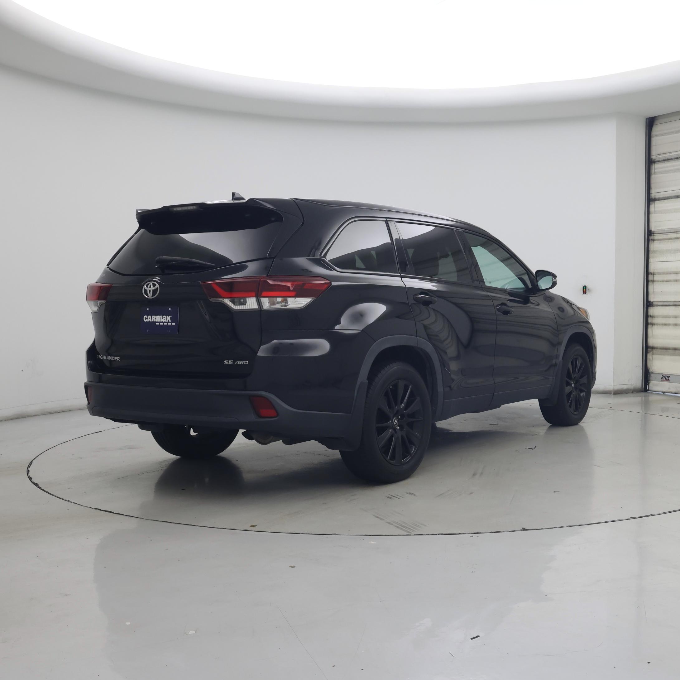 Thumbnail: 2019 Toyota Highlander - 8