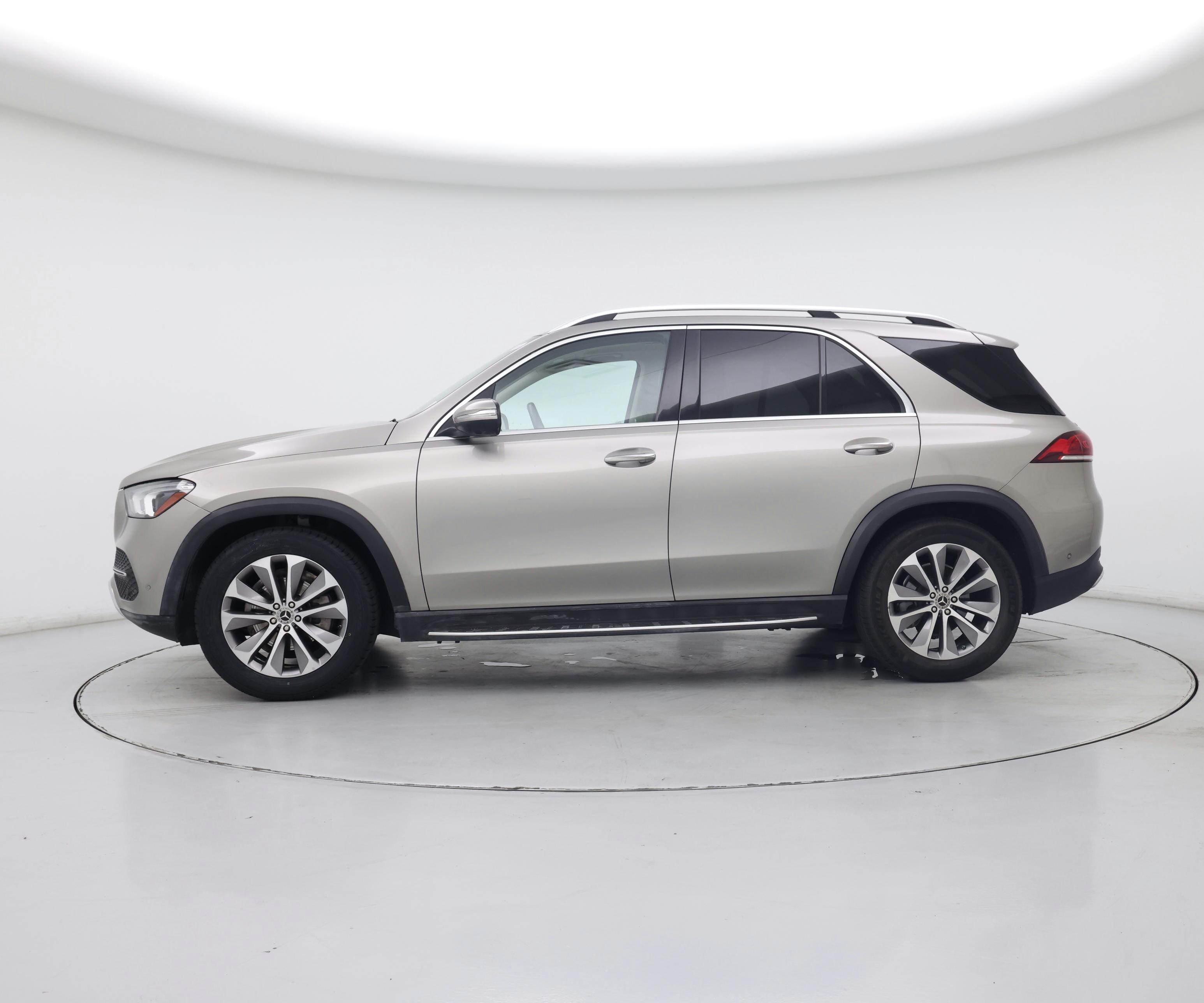 Thumbnail: 2020 Mercedes-Benz GLE - 3