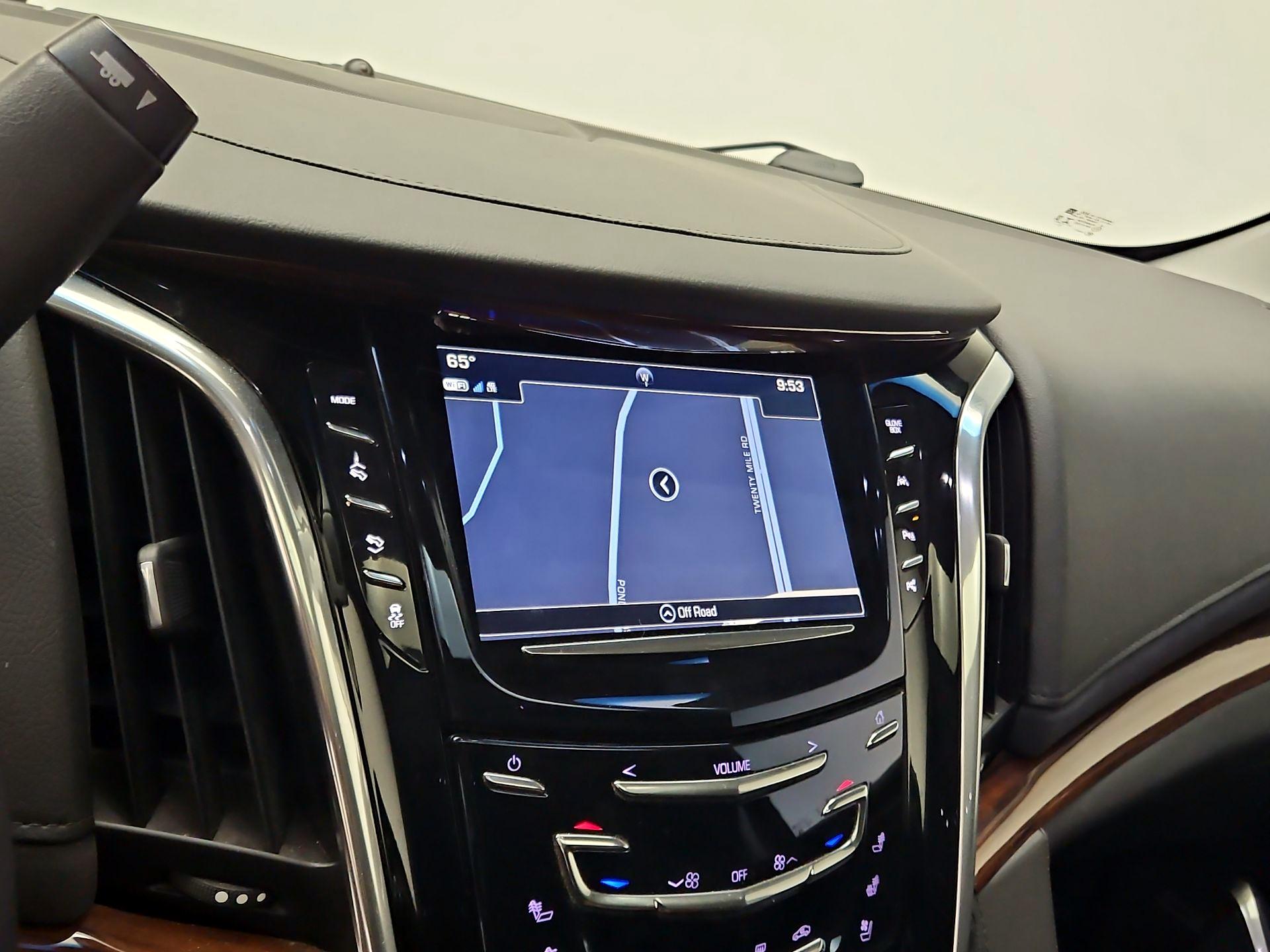 Thumbnail: 2019 Cadillac Escalade - 14