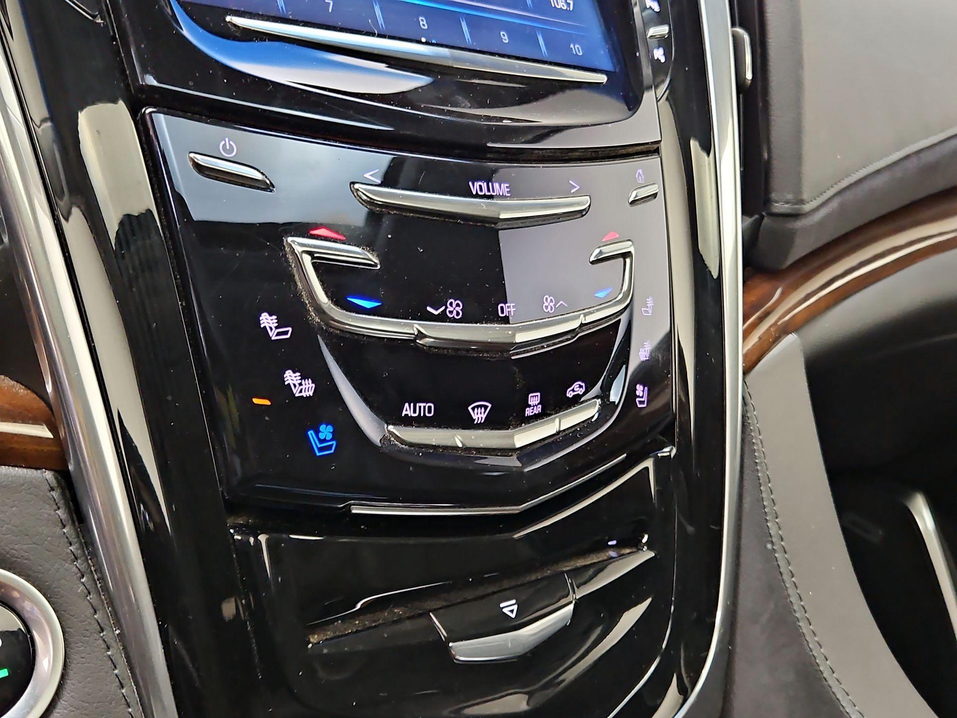 Thumbnail: 2019 Cadillac Escalade - 17