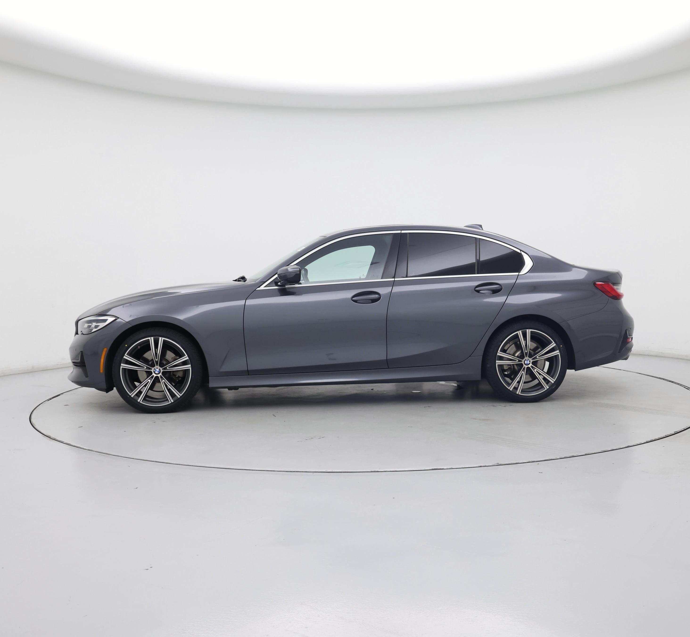 Thumbnail: 2020 BMW 3 Series - 3