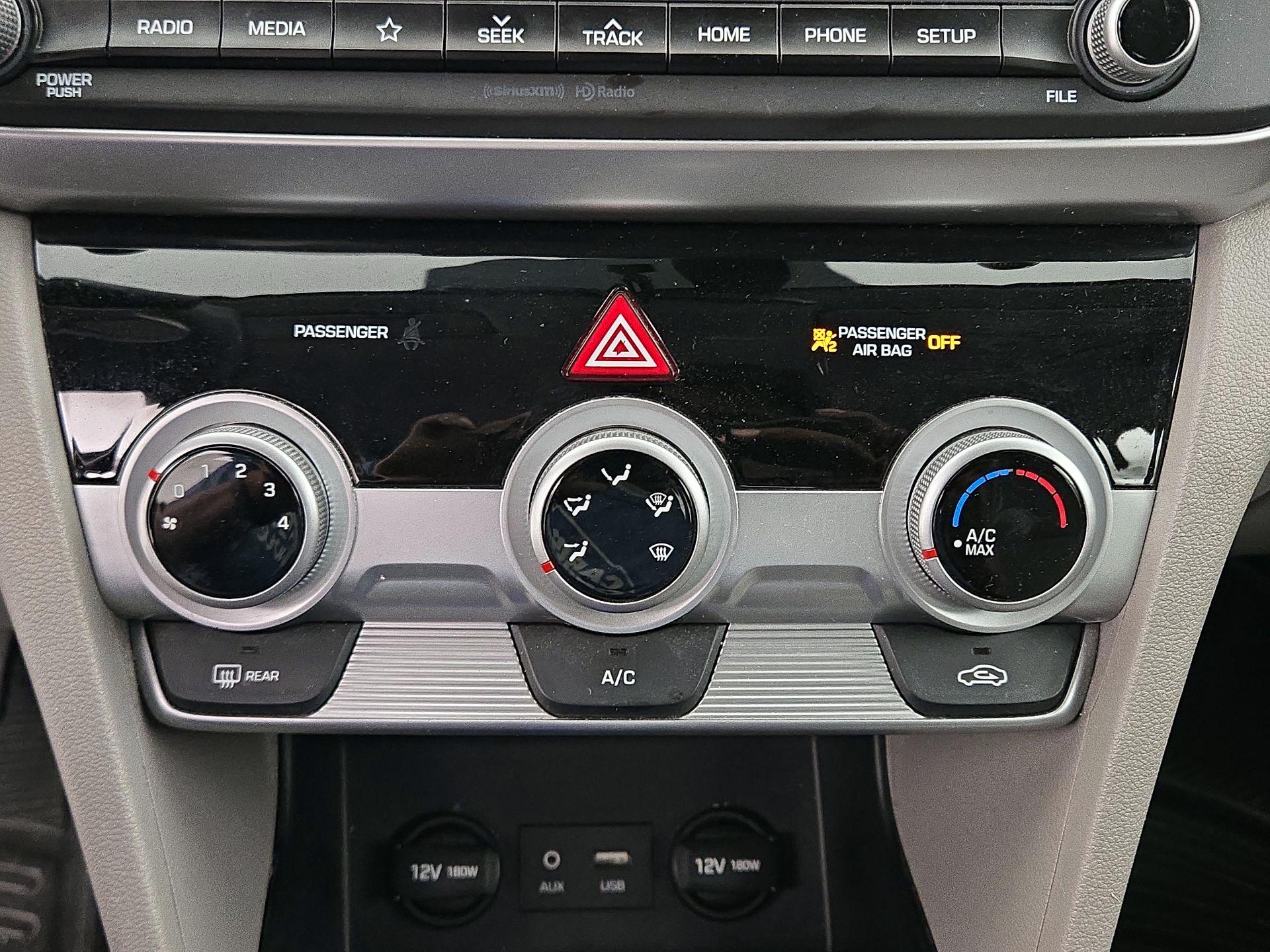 Thumbnail: 2019 Hyundai Elantra - 16