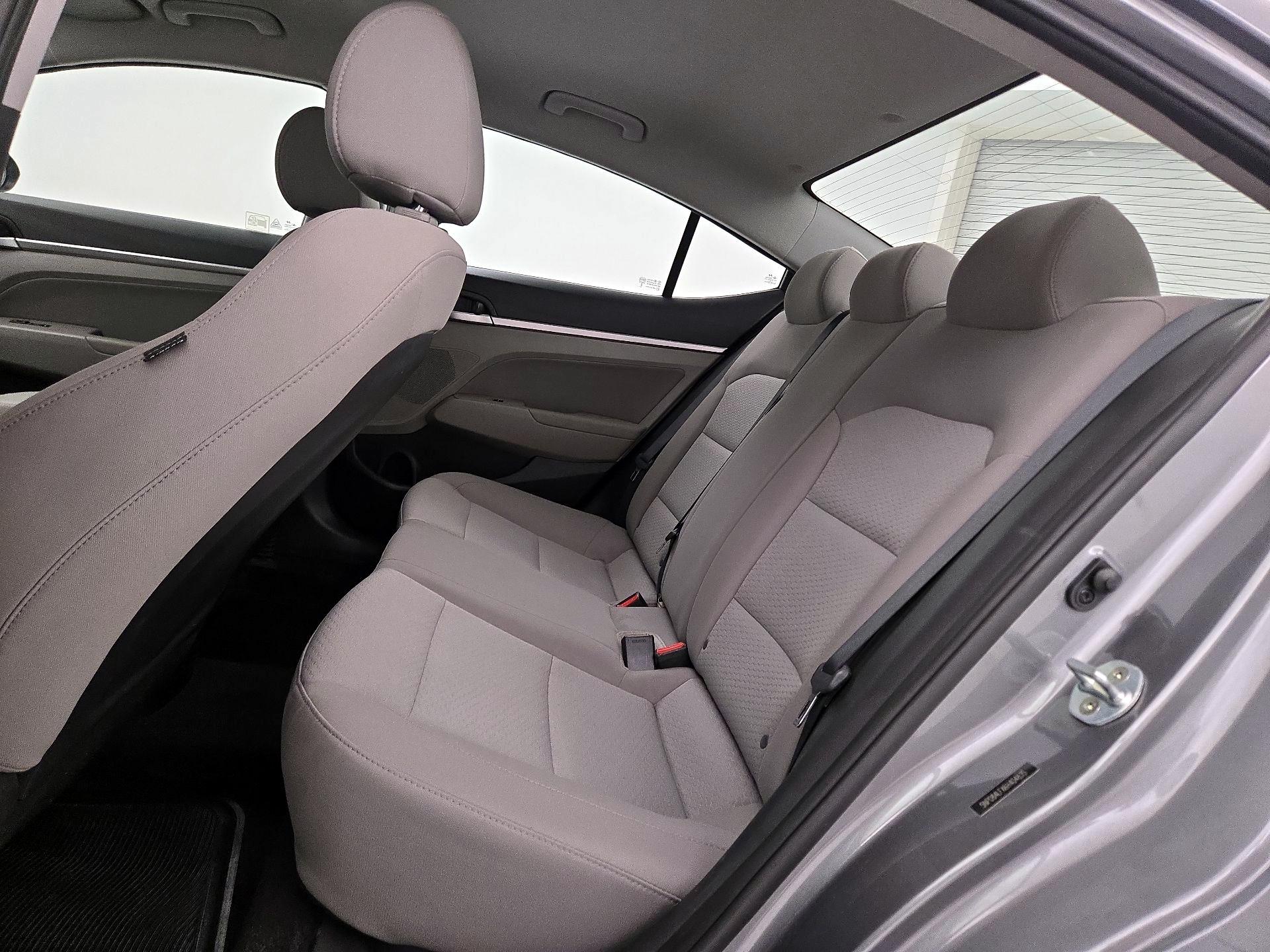 Thumbnail: 2019 Hyundai Elantra - 19