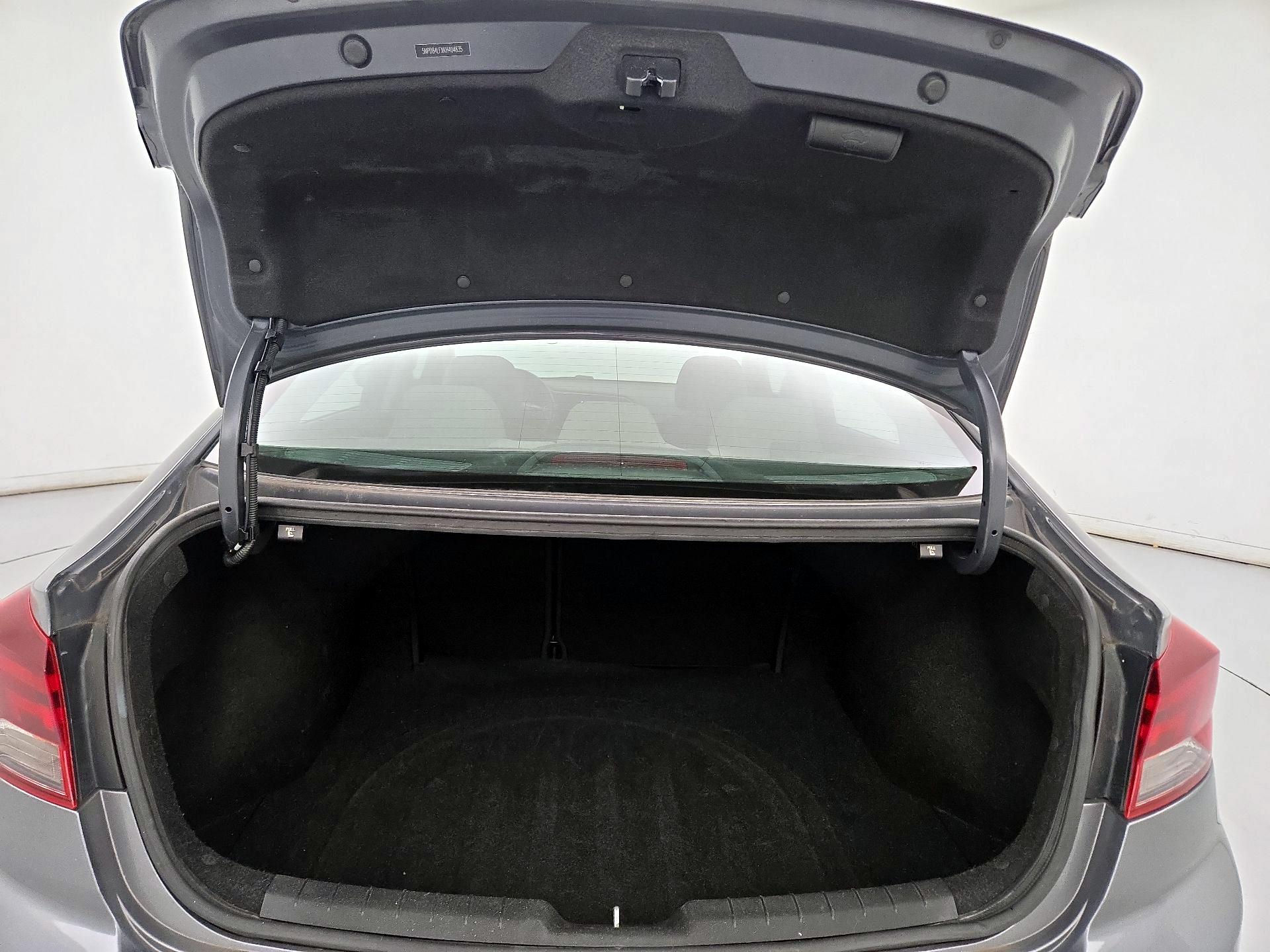 Thumbnail: 2019 Hyundai Elantra - 20