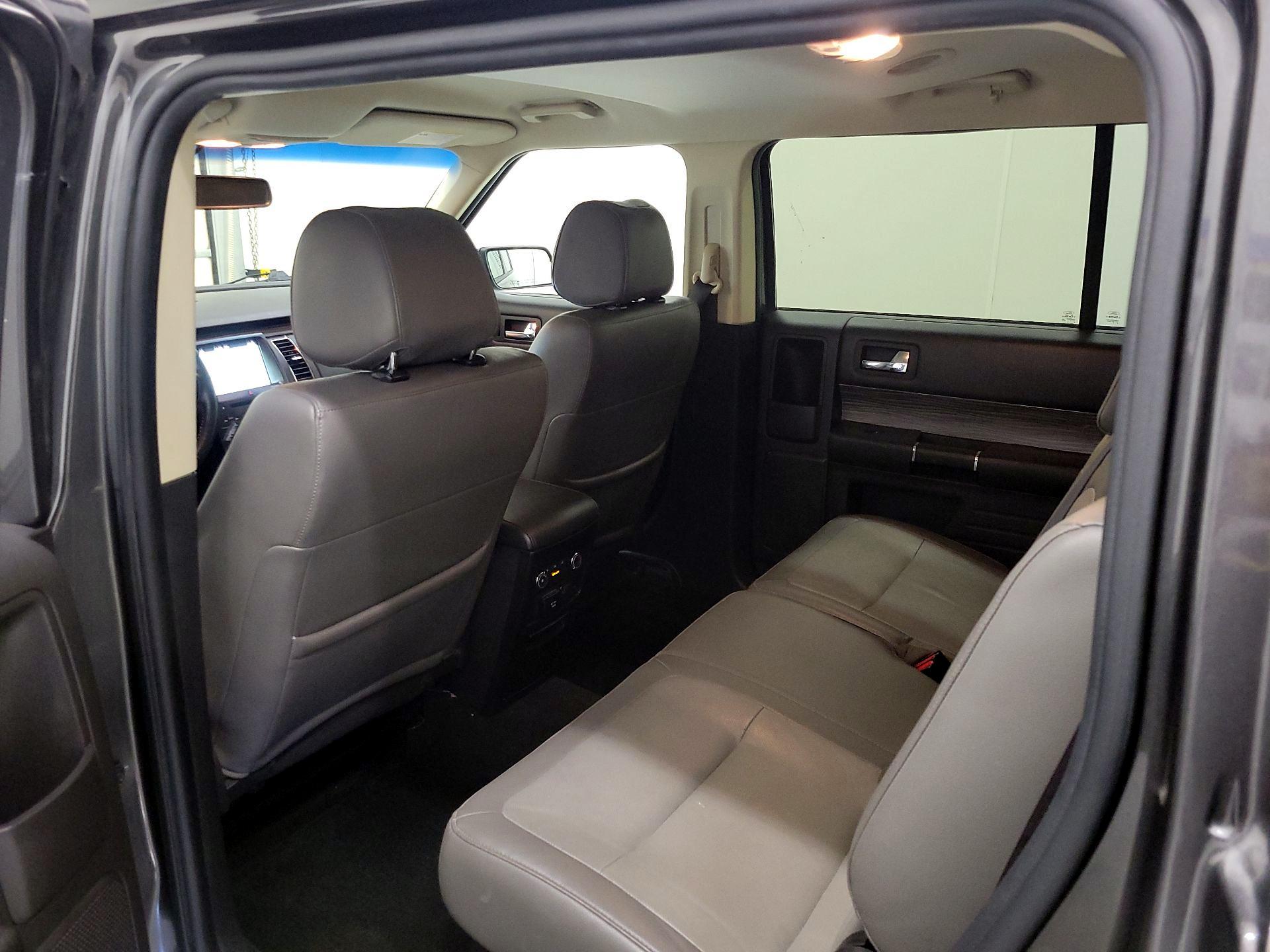 Thumbnail: 2018 Ford Flex - 19