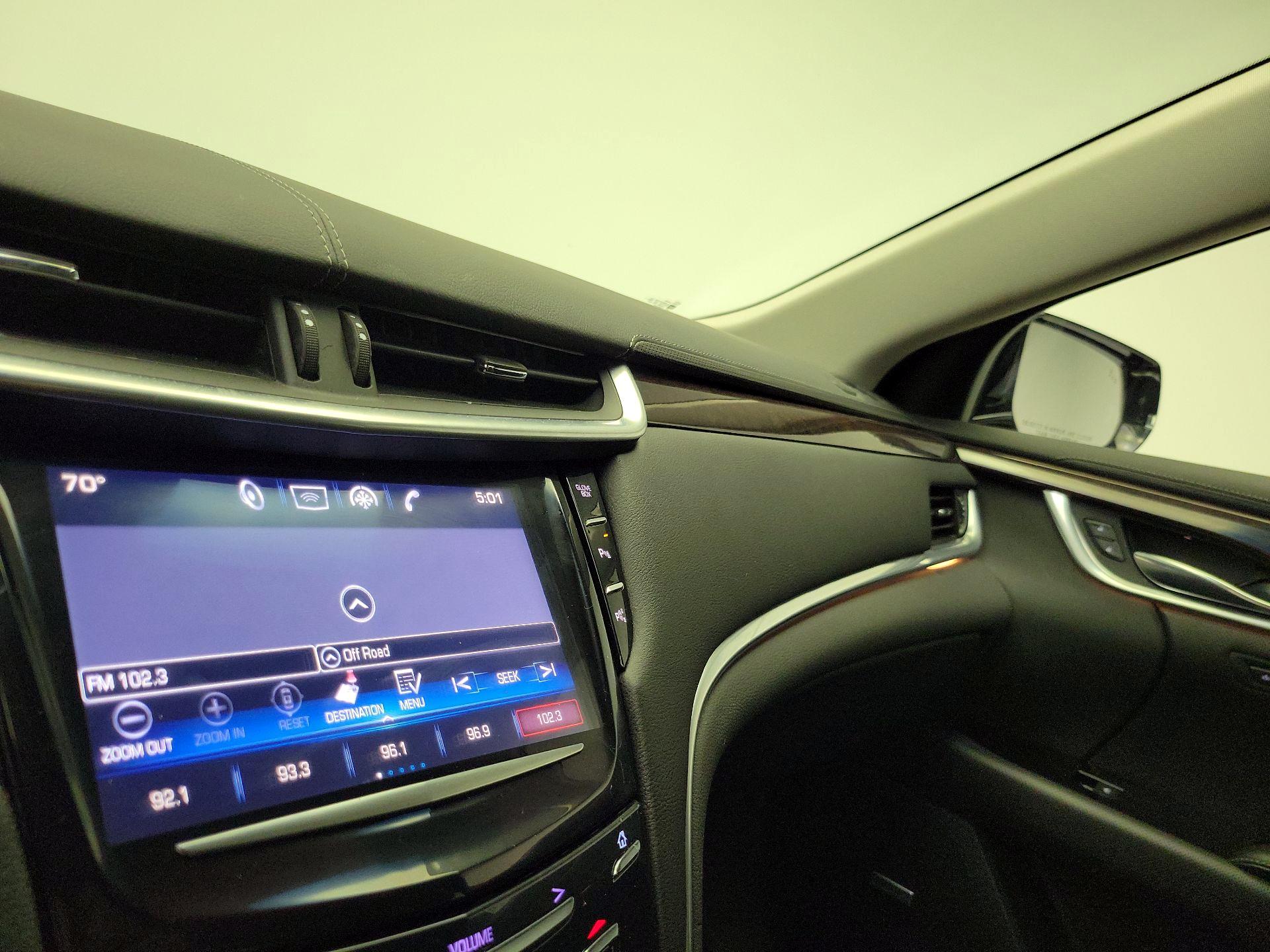 Thumbnail: 2016 Cadillac XTS - 14