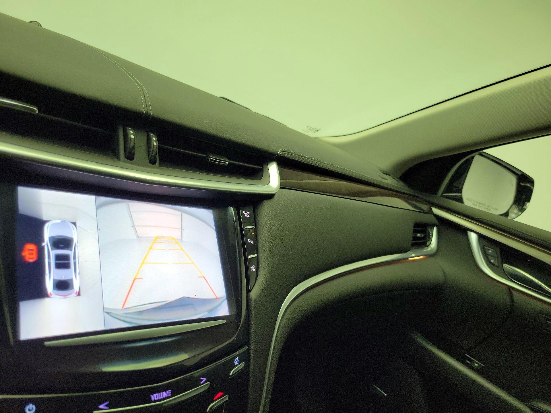 Thumbnail: 2016 Cadillac XTS - 15