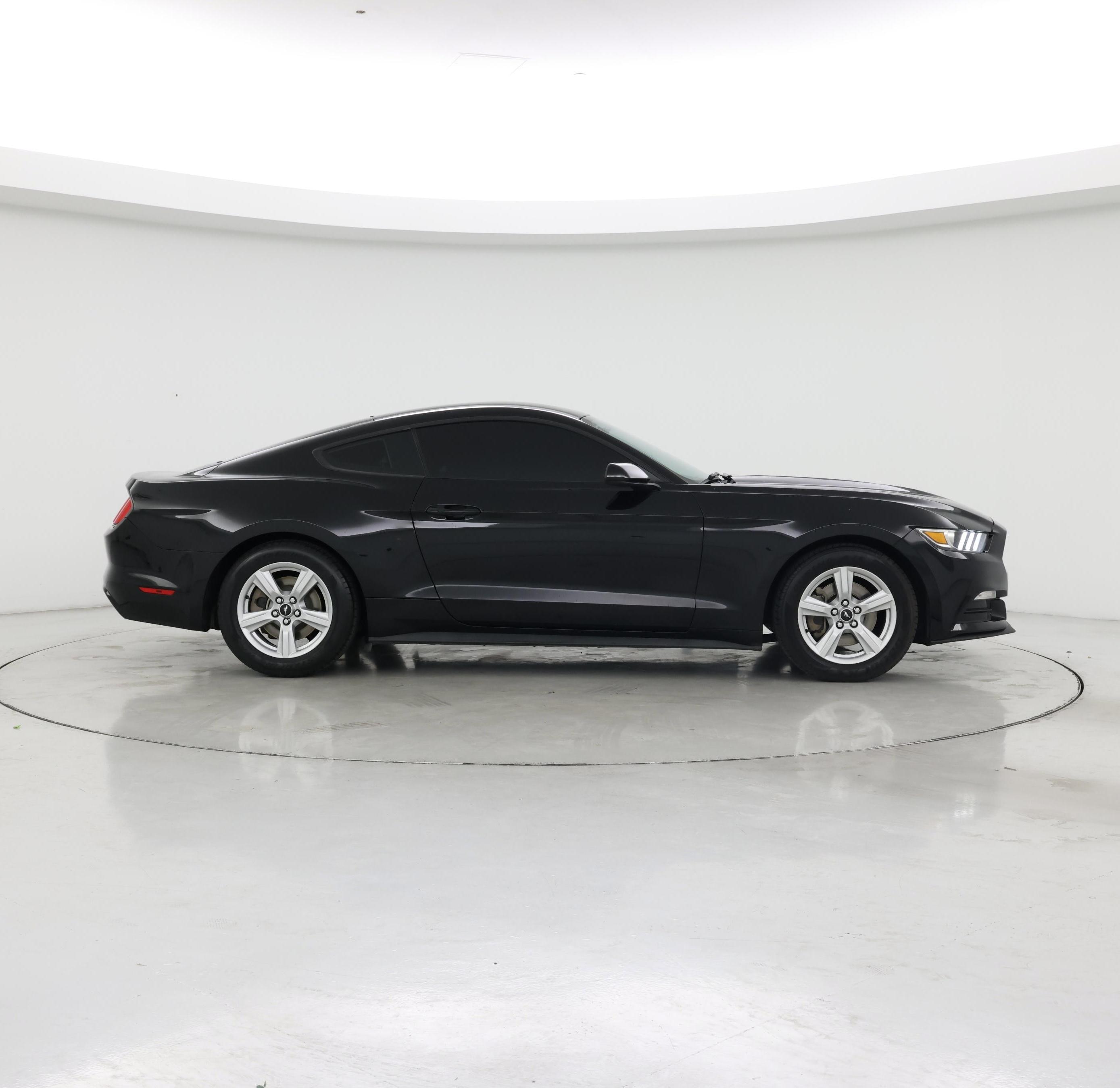 Thumbnail: 2016 Ford Mustang - 7
