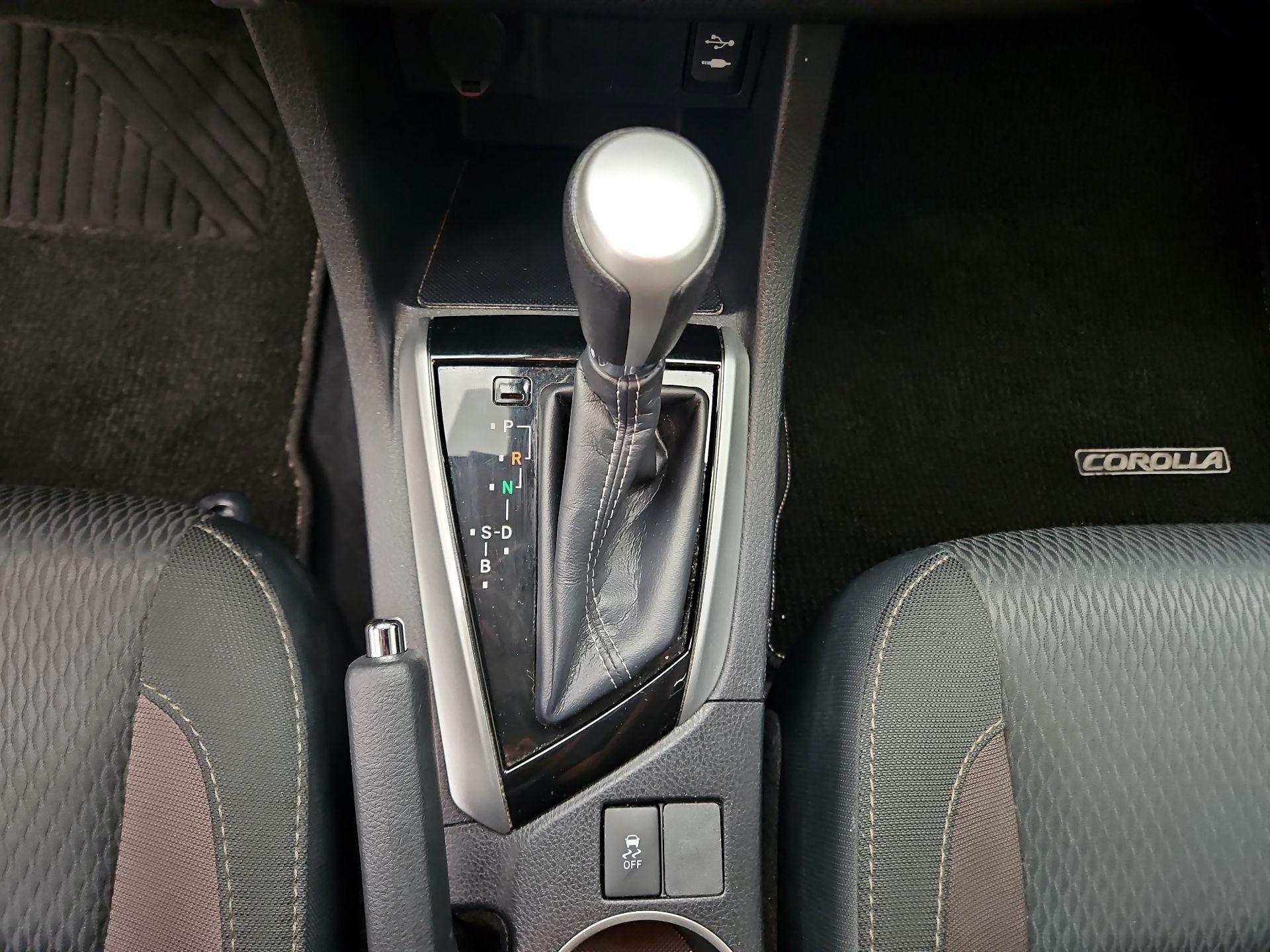 Thumbnail: 2019 Toyota Corolla - 17