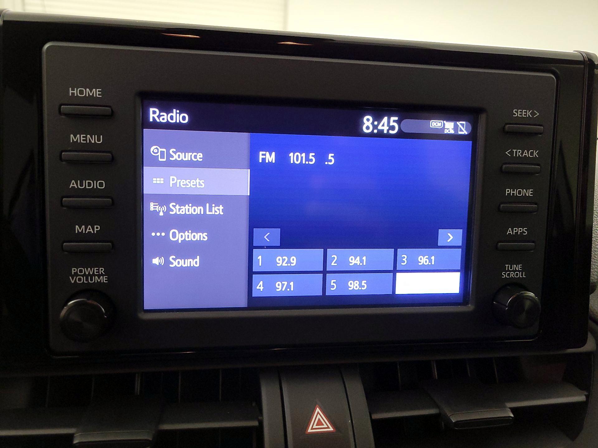 Thumbnail: 2019 Toyota RAV4 - 15