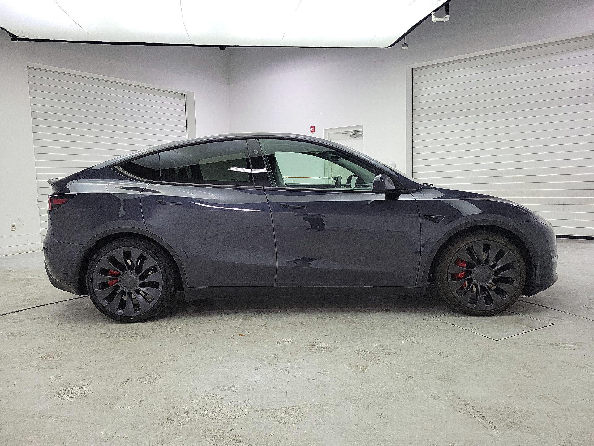 Thumbnail: 2024 Tesla Model Y - 4