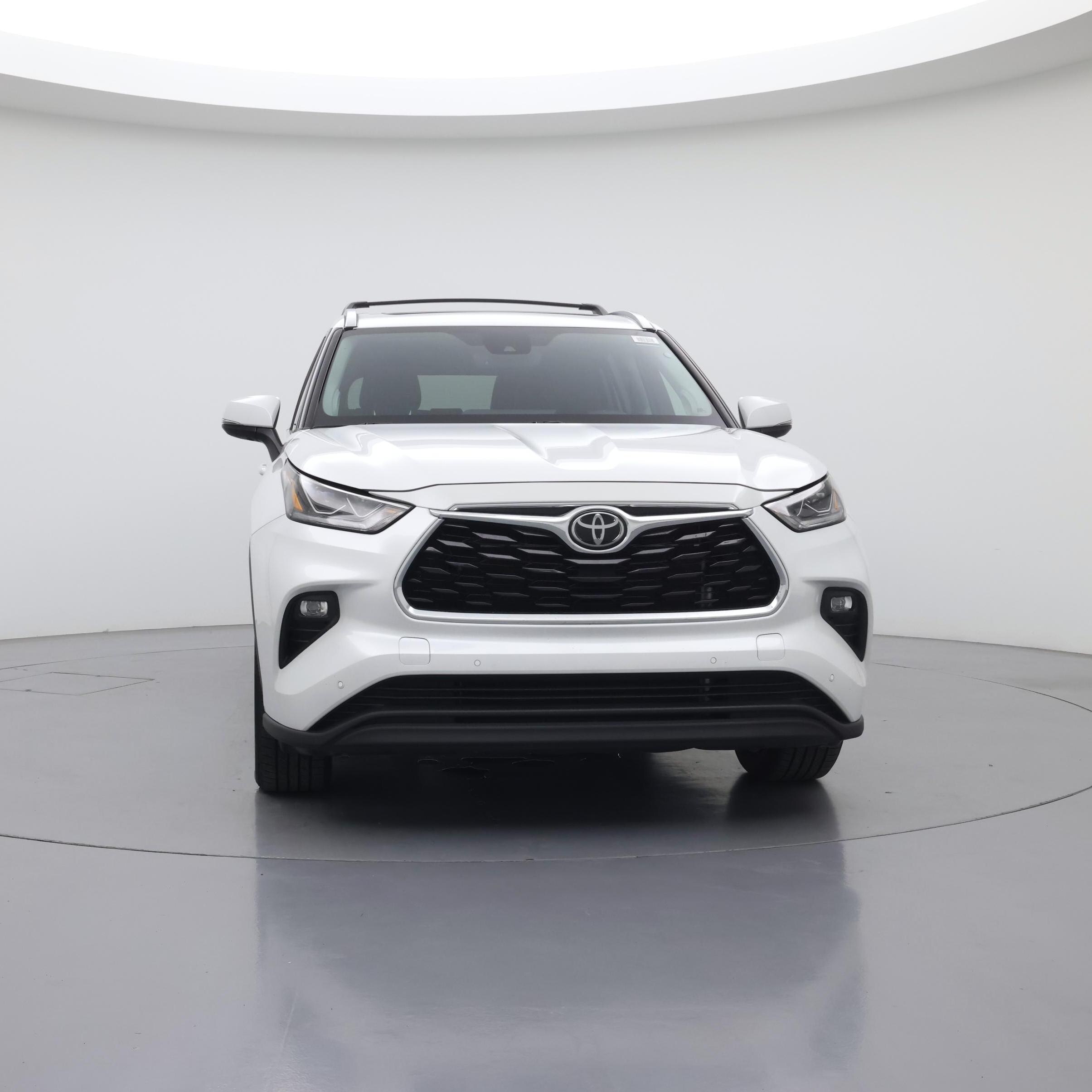 Thumbnail: 2023 Toyota Highlander - 5