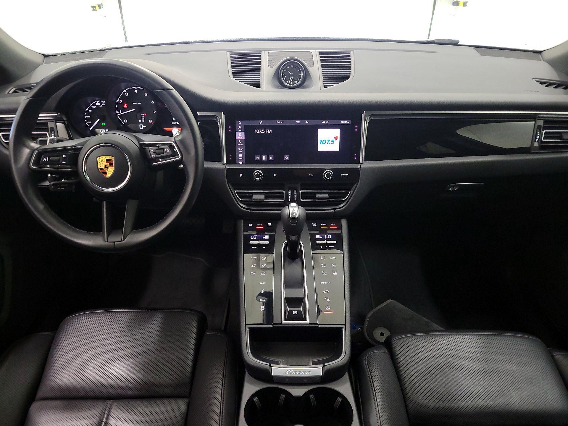 Thumbnail: 2022 Porsche Macan - 9