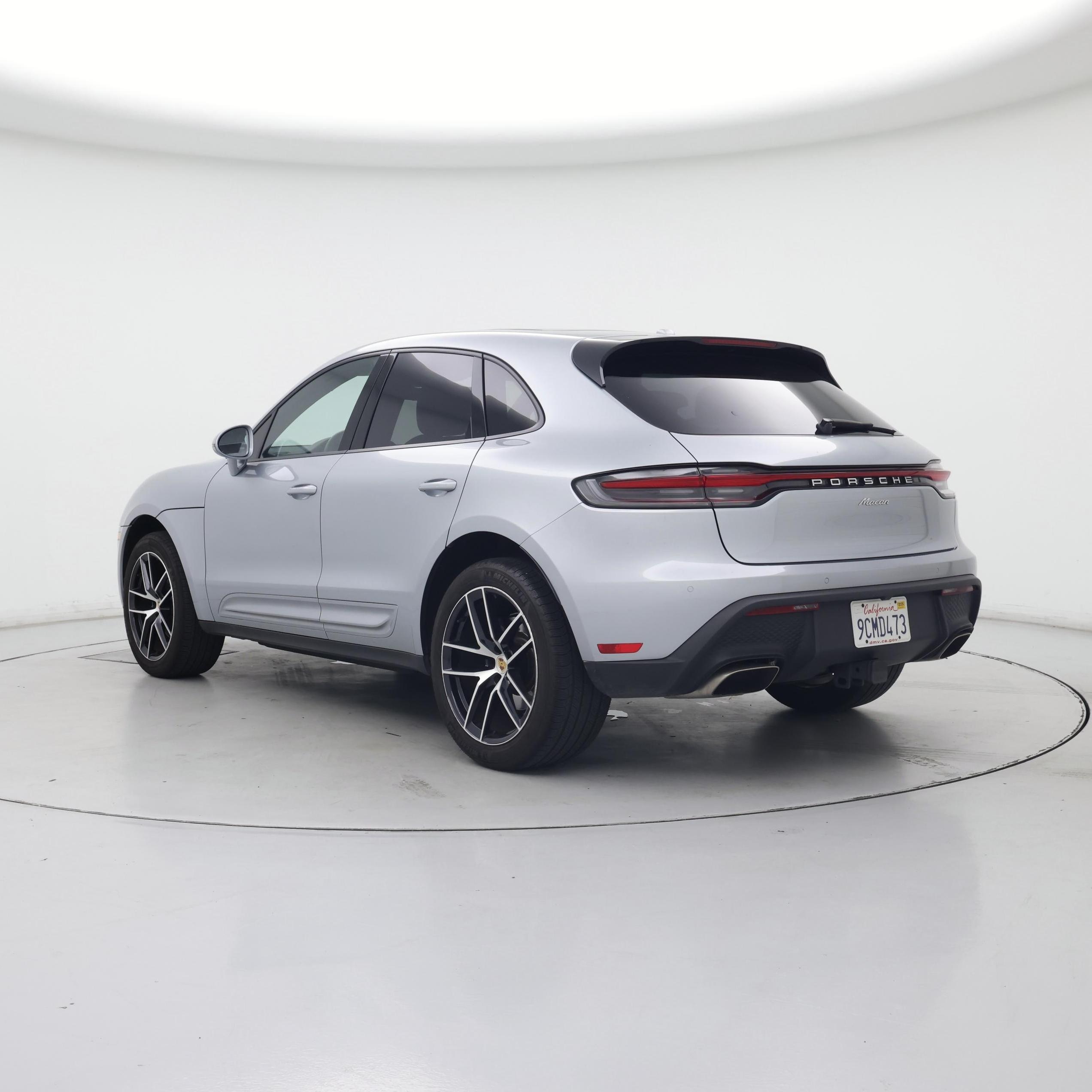 Thumbnail: 2022 Porsche Macan - 2