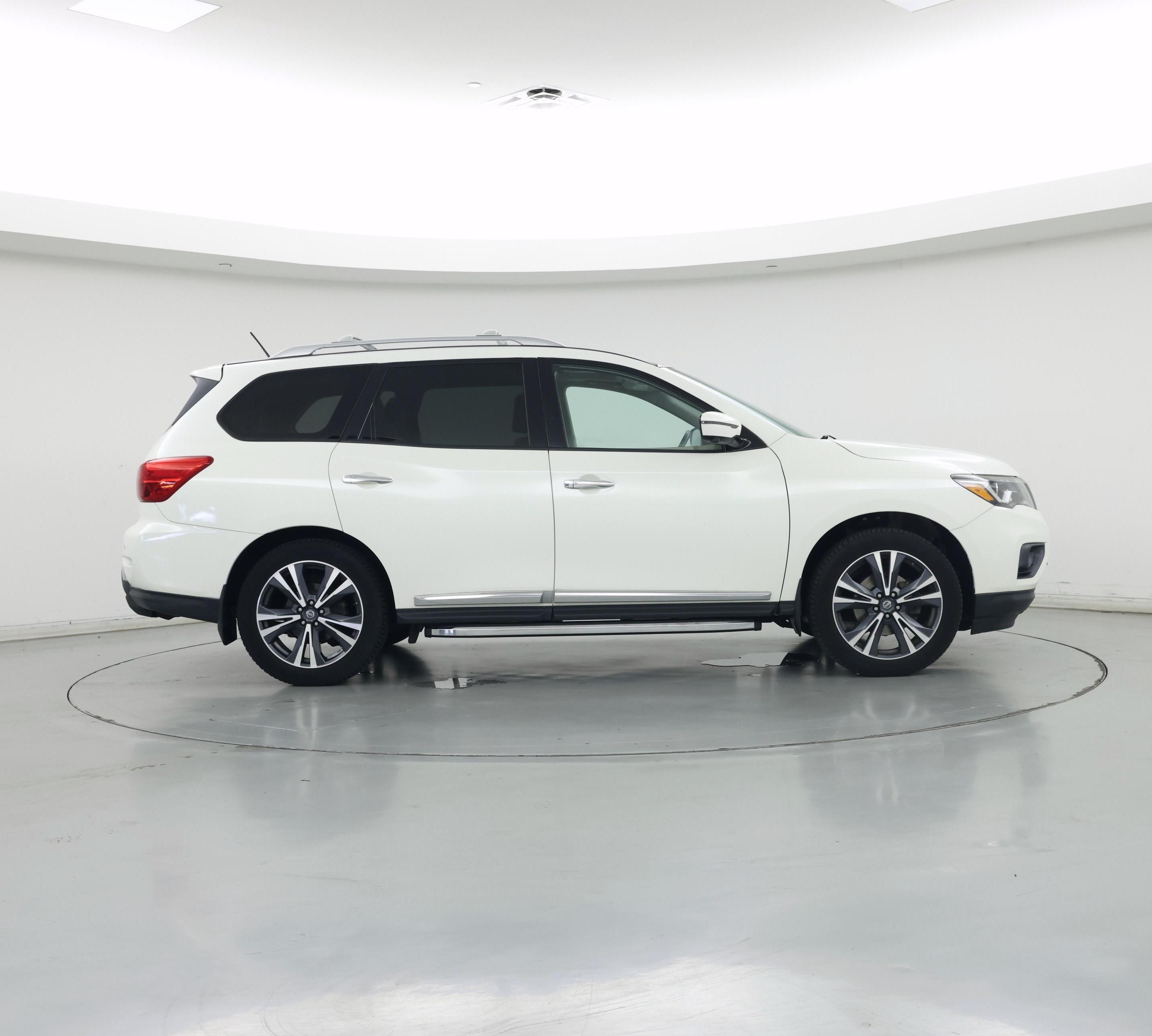 Thumbnail: 2018 Nissan Pathfinder - 7