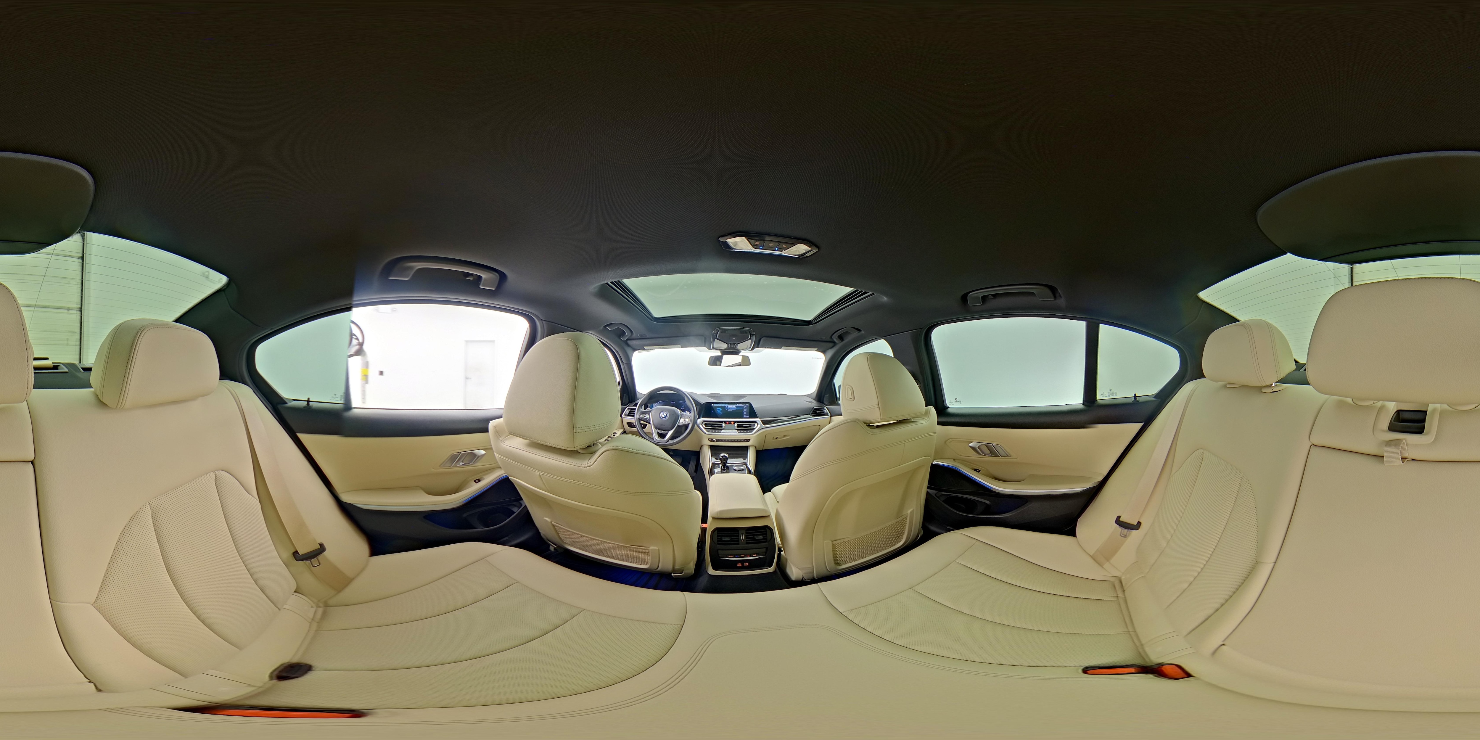 2022 BMW 3 Series 330e - Photo 27