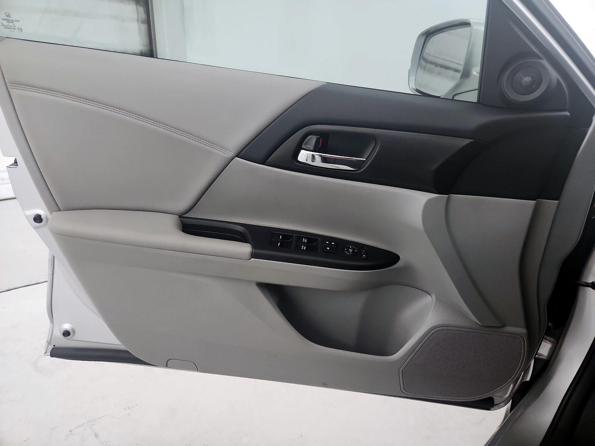 Thumbnail: 2014 Honda Accord - 12