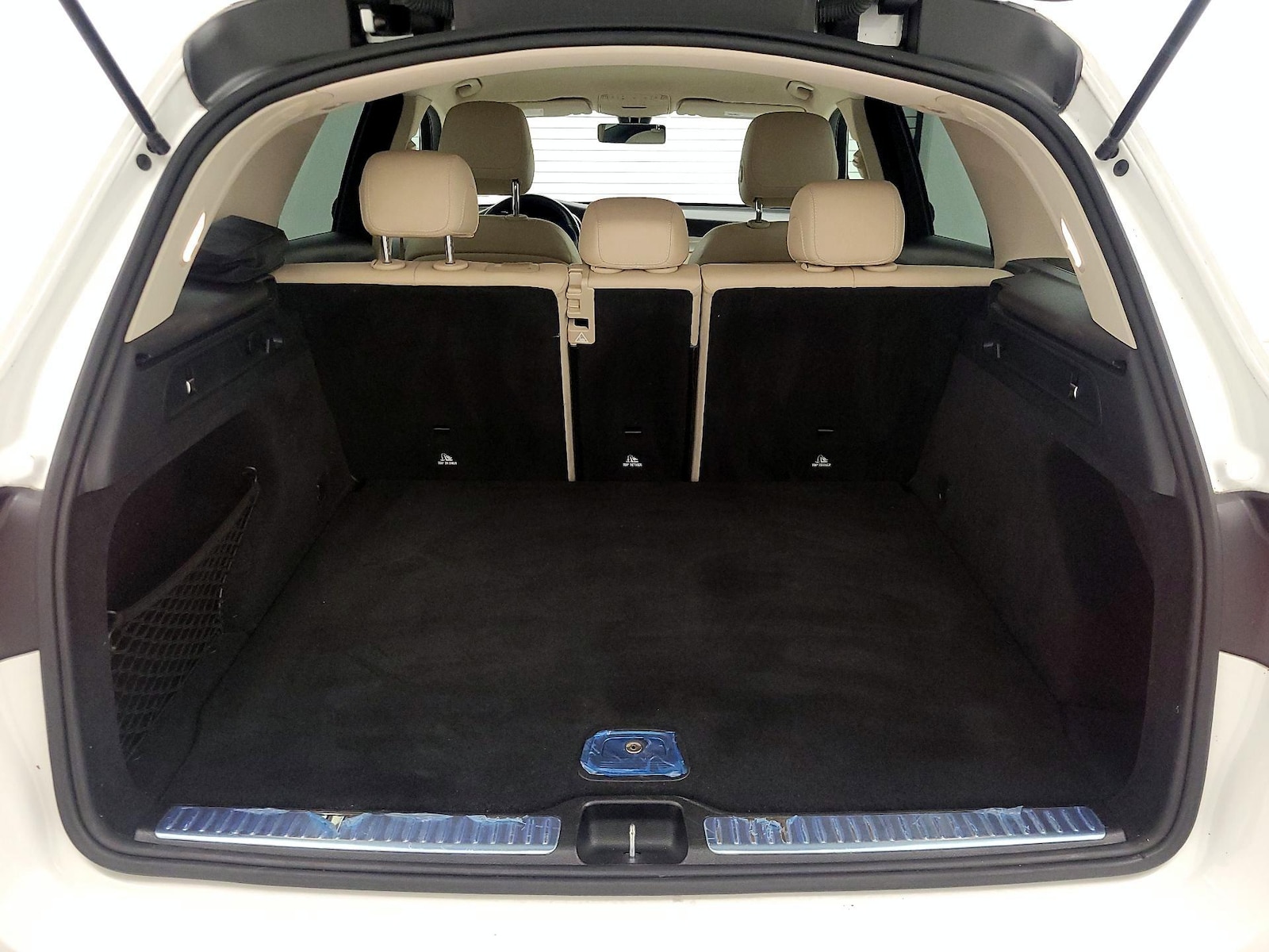 2021 Mercedes-Benz GLC GLC300 - Photo 21