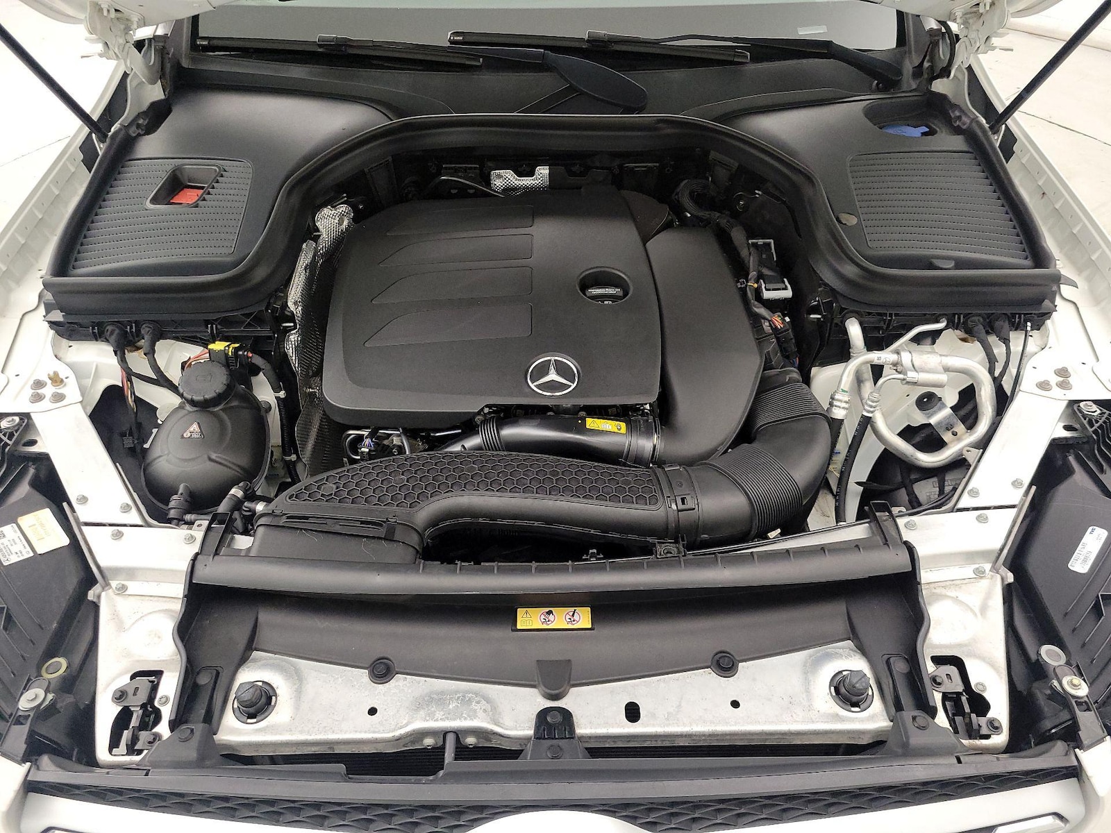 2021 Mercedes-Benz GLC GLC300 - Photo 22