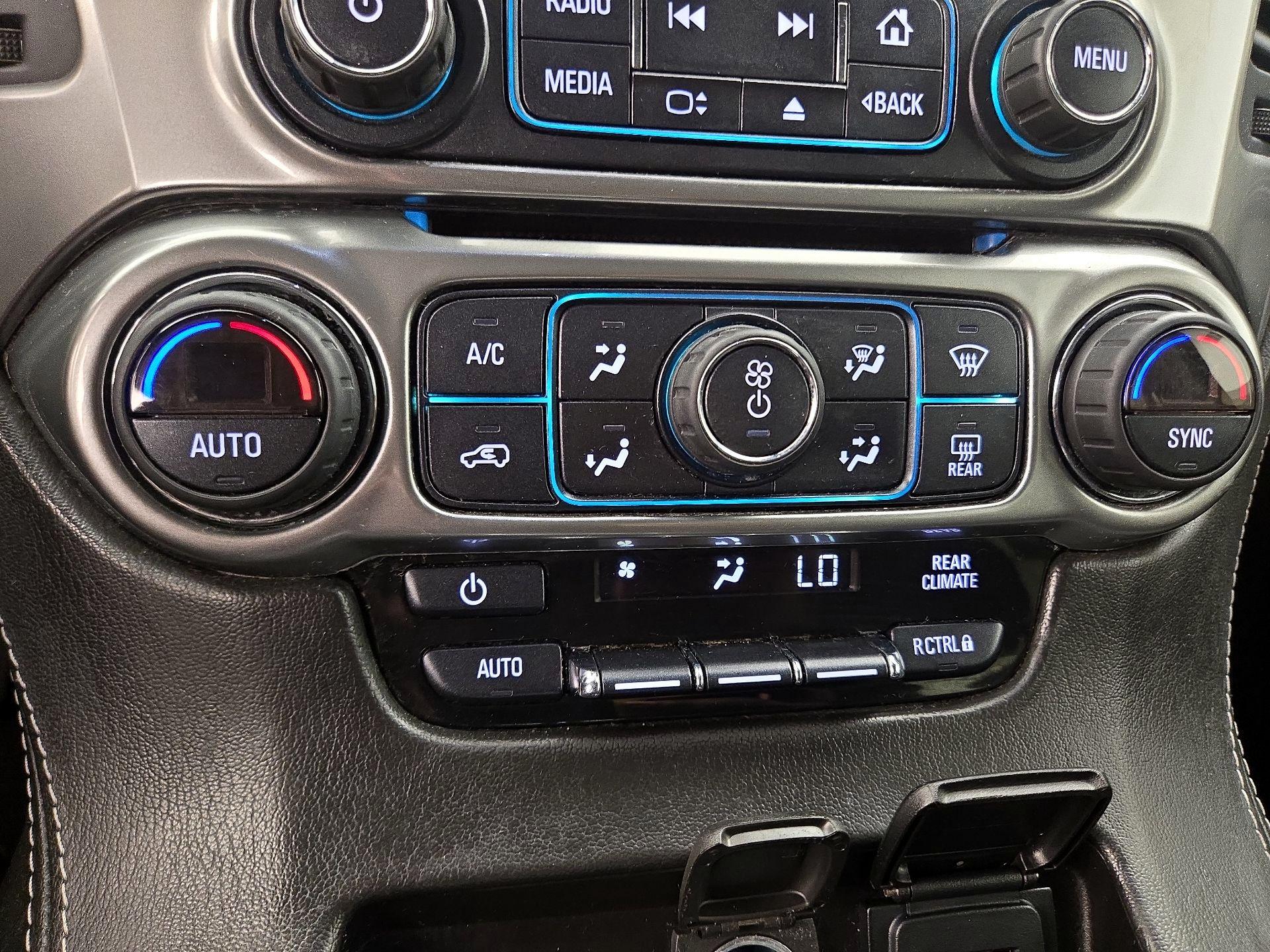 Thumbnail: 2020 Chevrolet Tahoe - 16