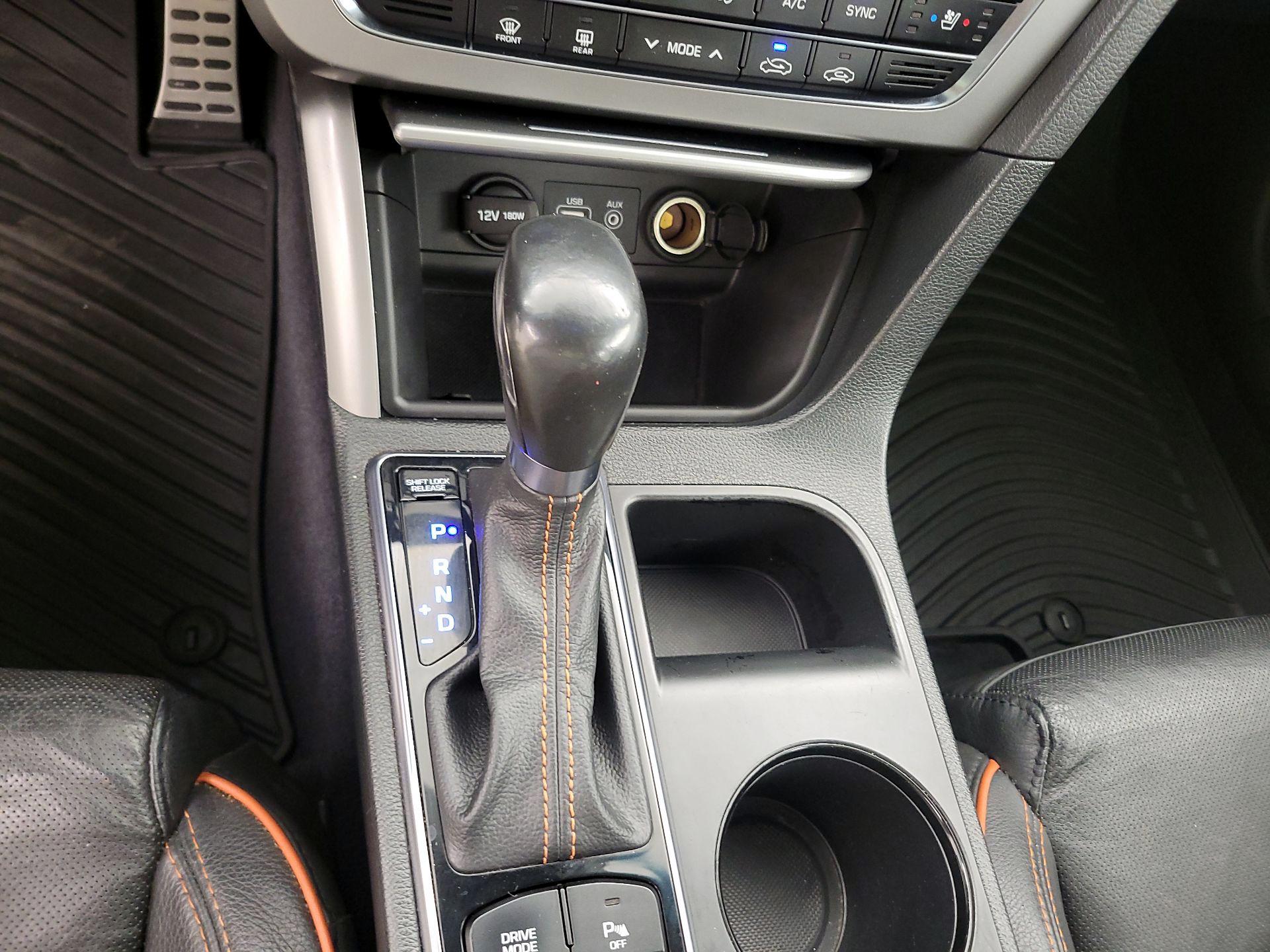 Thumbnail: 2015 Hyundai Sonata - 18