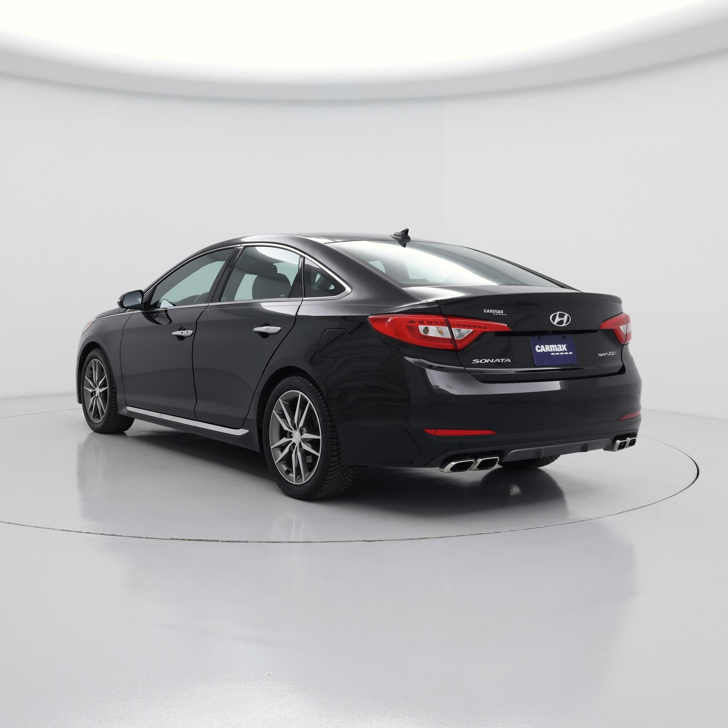 Thumbnail: 2015 Hyundai Sonata - 2