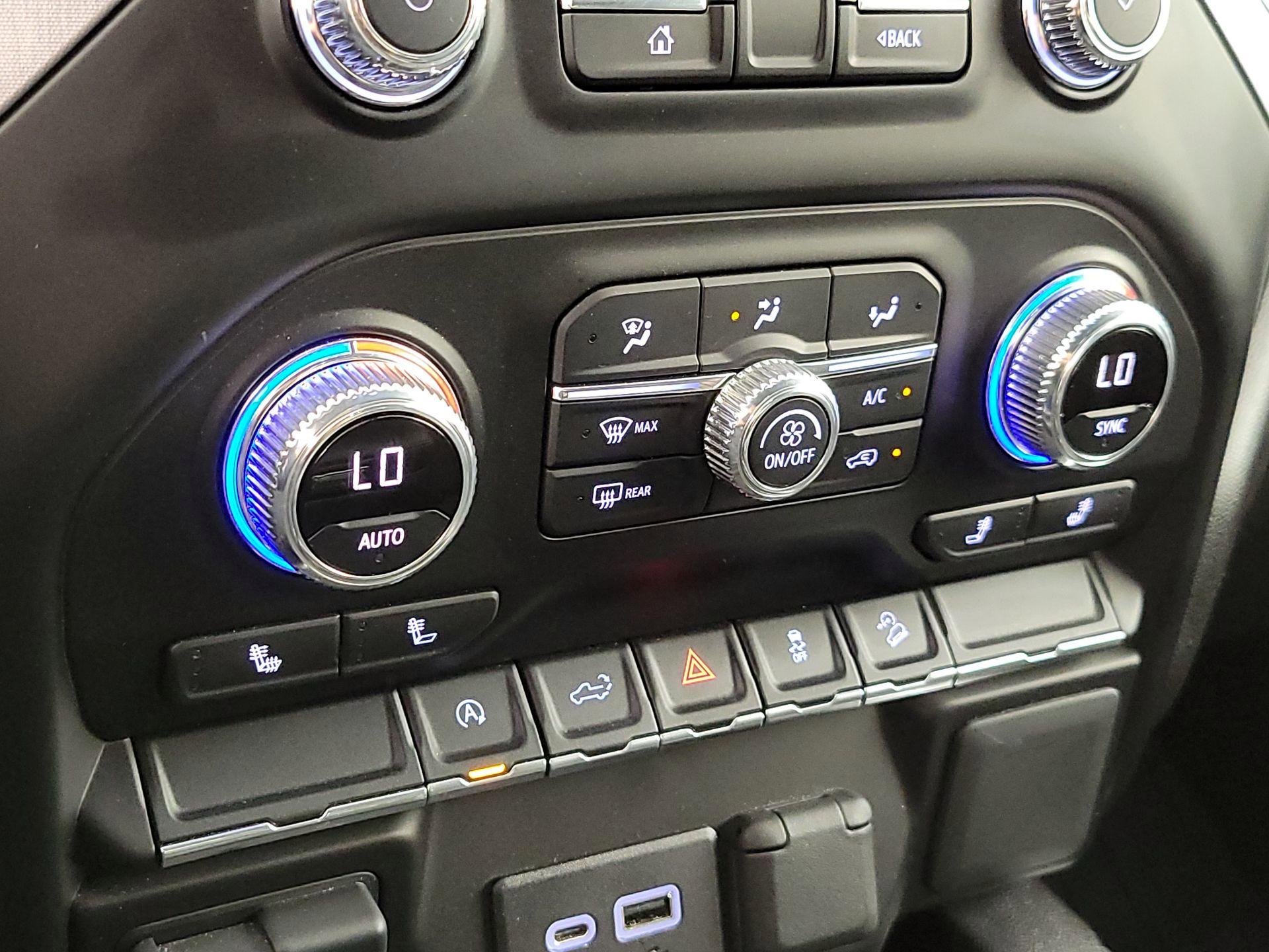 Thumbnail: 2021 GMC Sierra 1500 - 16