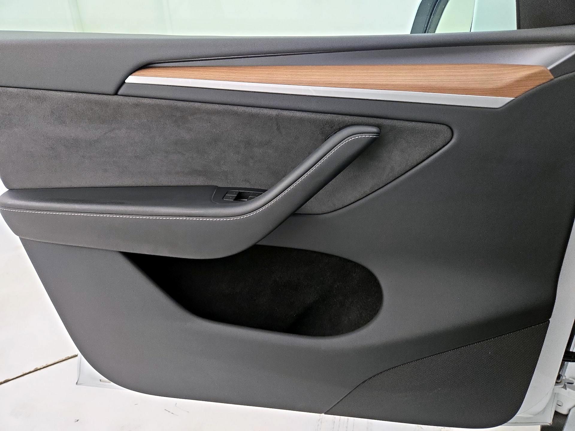 Thumbnail: 2024 Tesla Model Y - 12