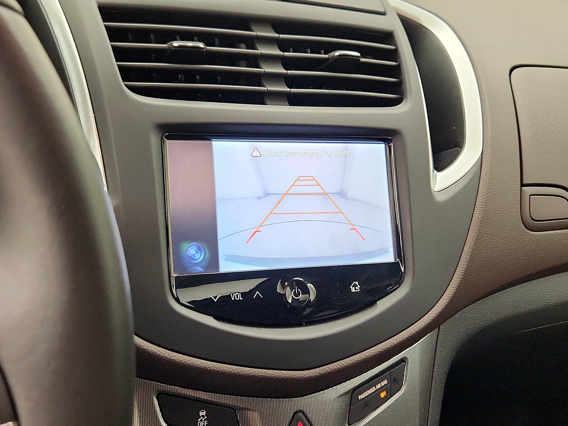 Thumbnail: 2015 Chevrolet Trax - 14