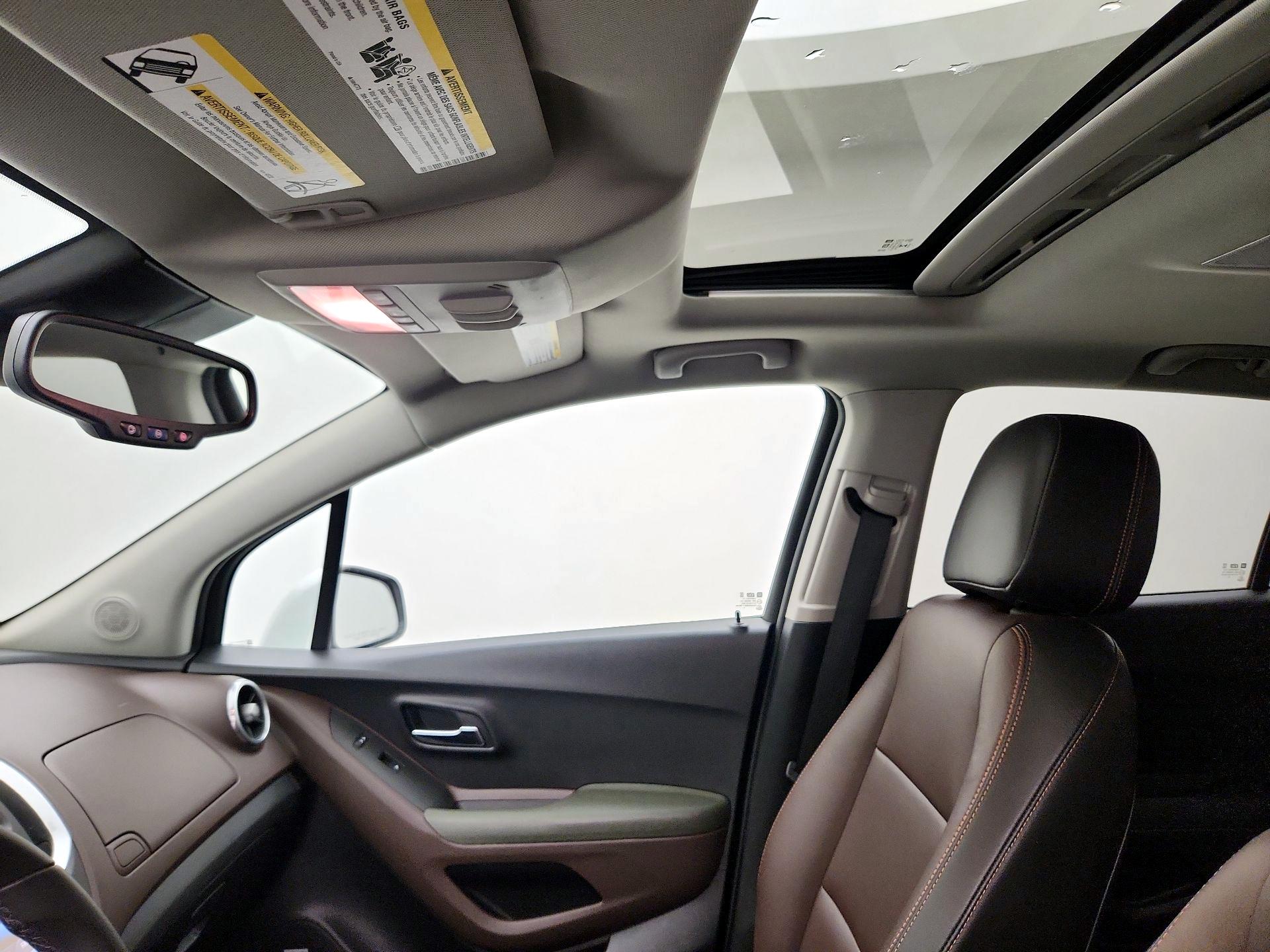 Thumbnail: 2015 Chevrolet Trax - 19