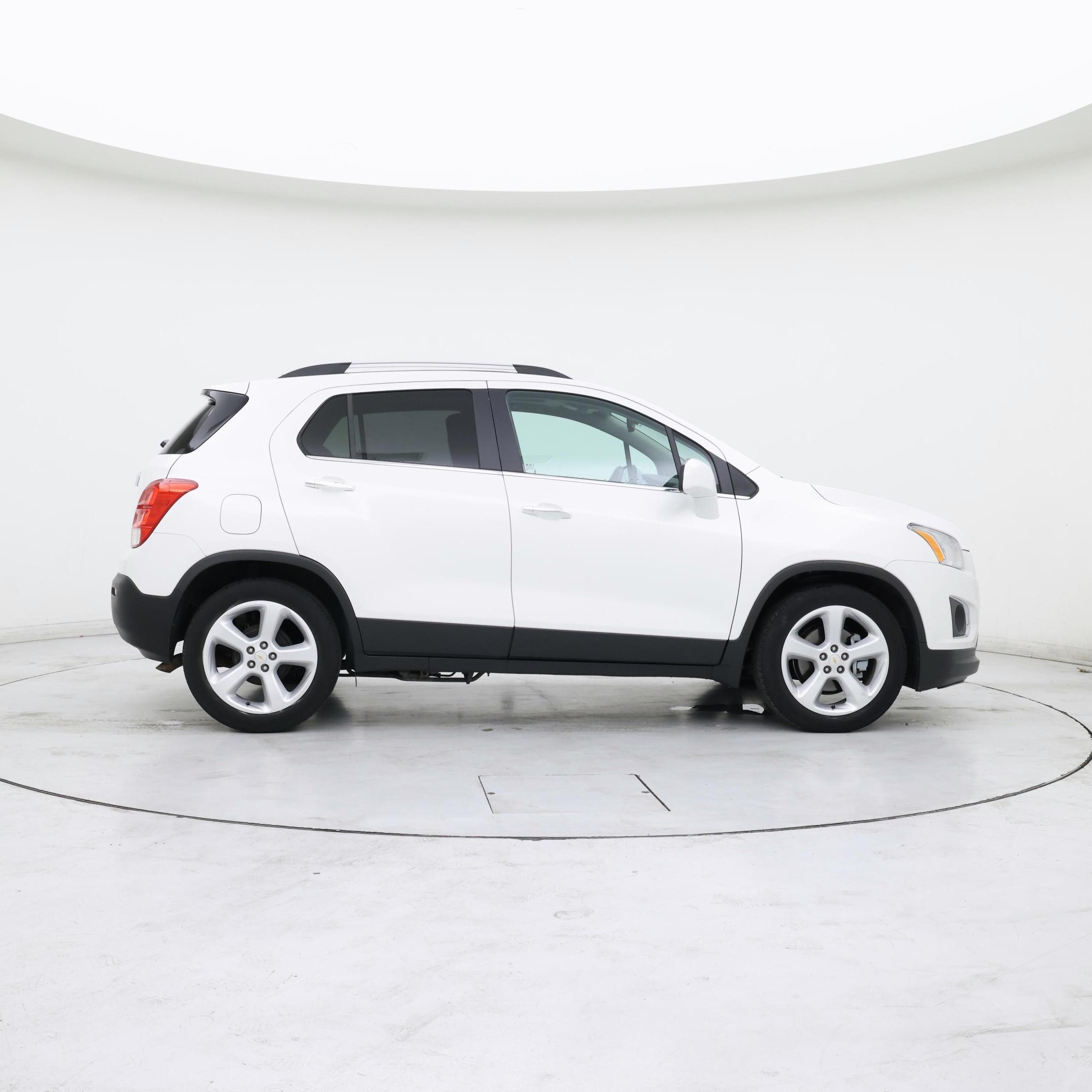 Thumbnail: 2015 Chevrolet Trax - 7