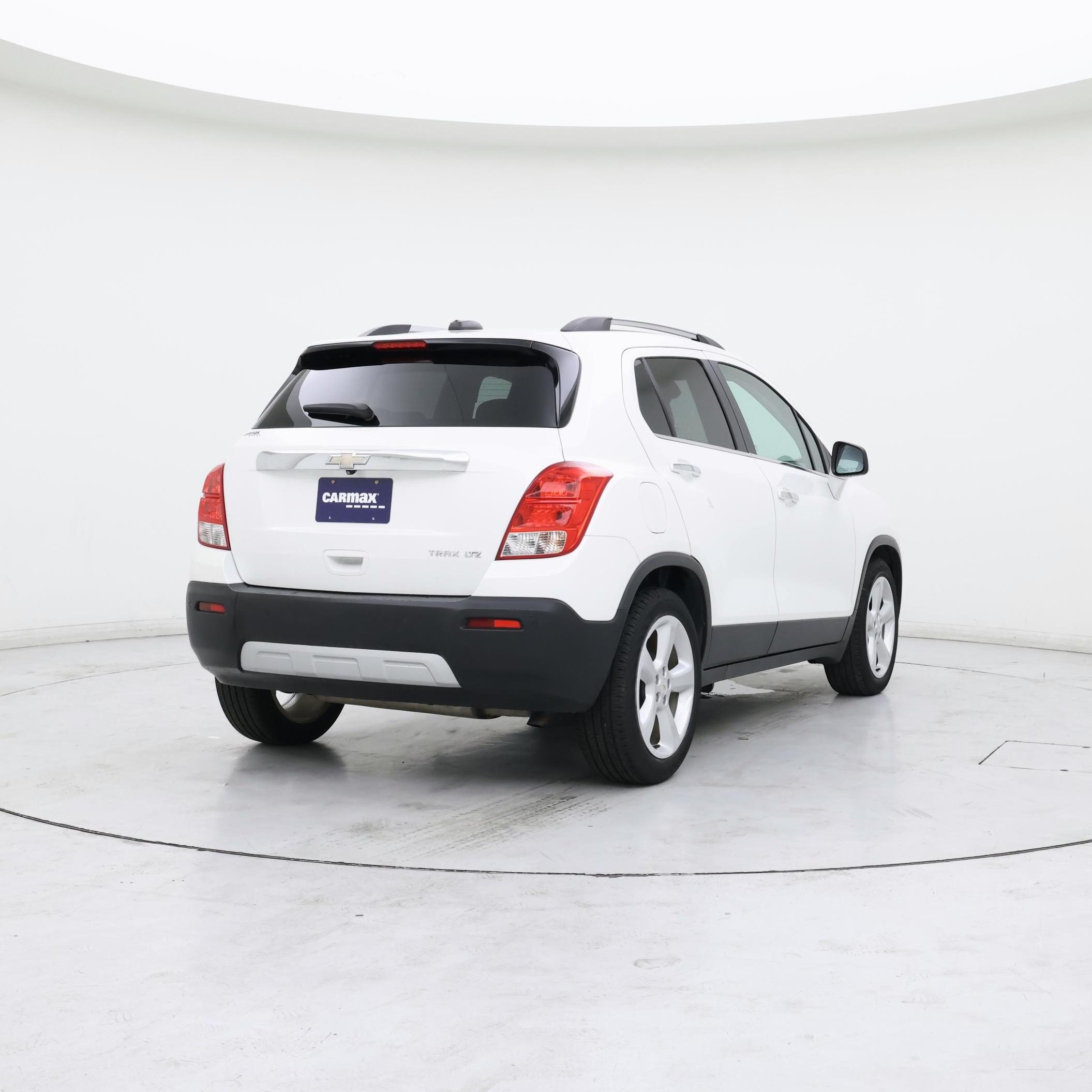 Thumbnail: 2015 Chevrolet Trax - 8