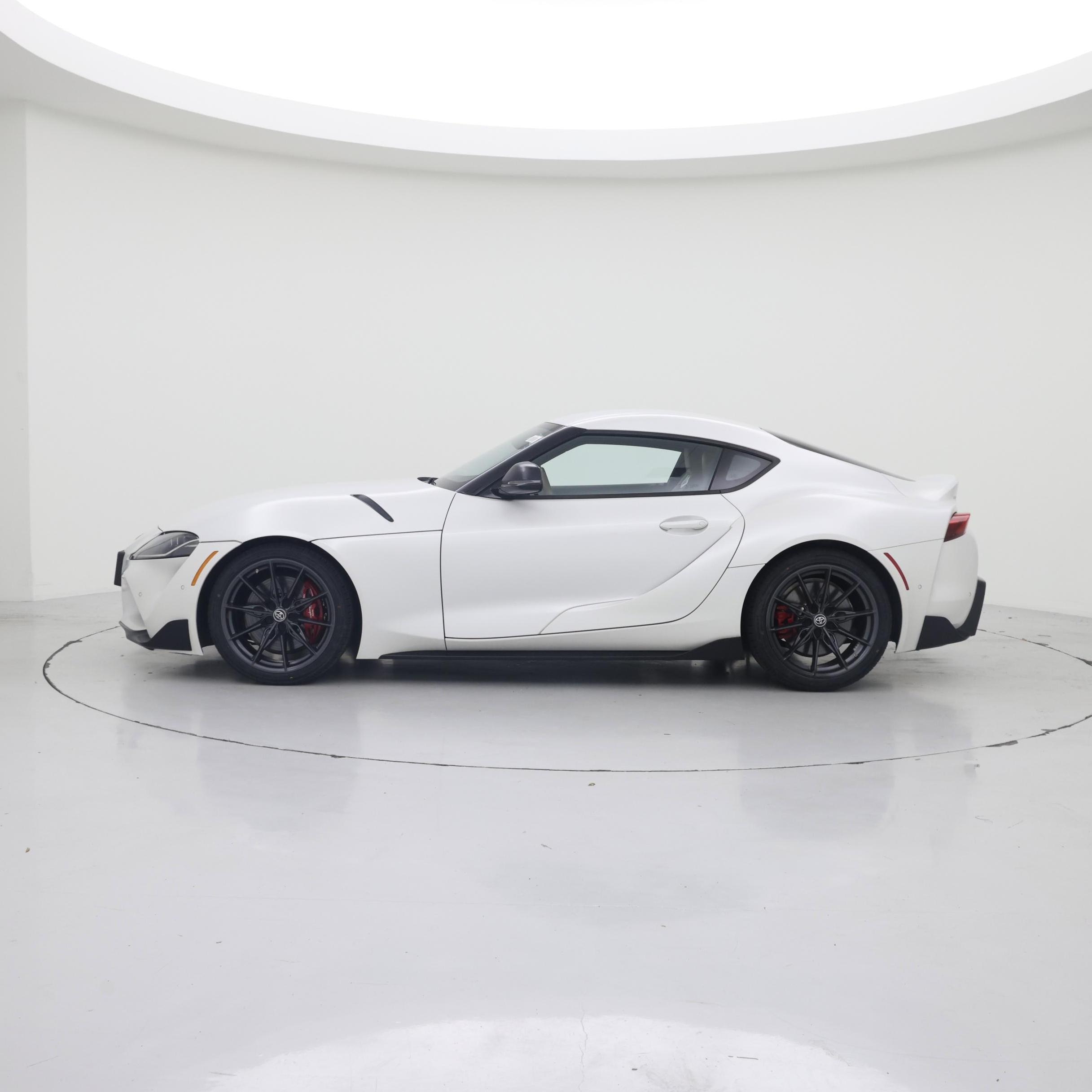 Thumbnail: 2023 Toyota Supra - 3