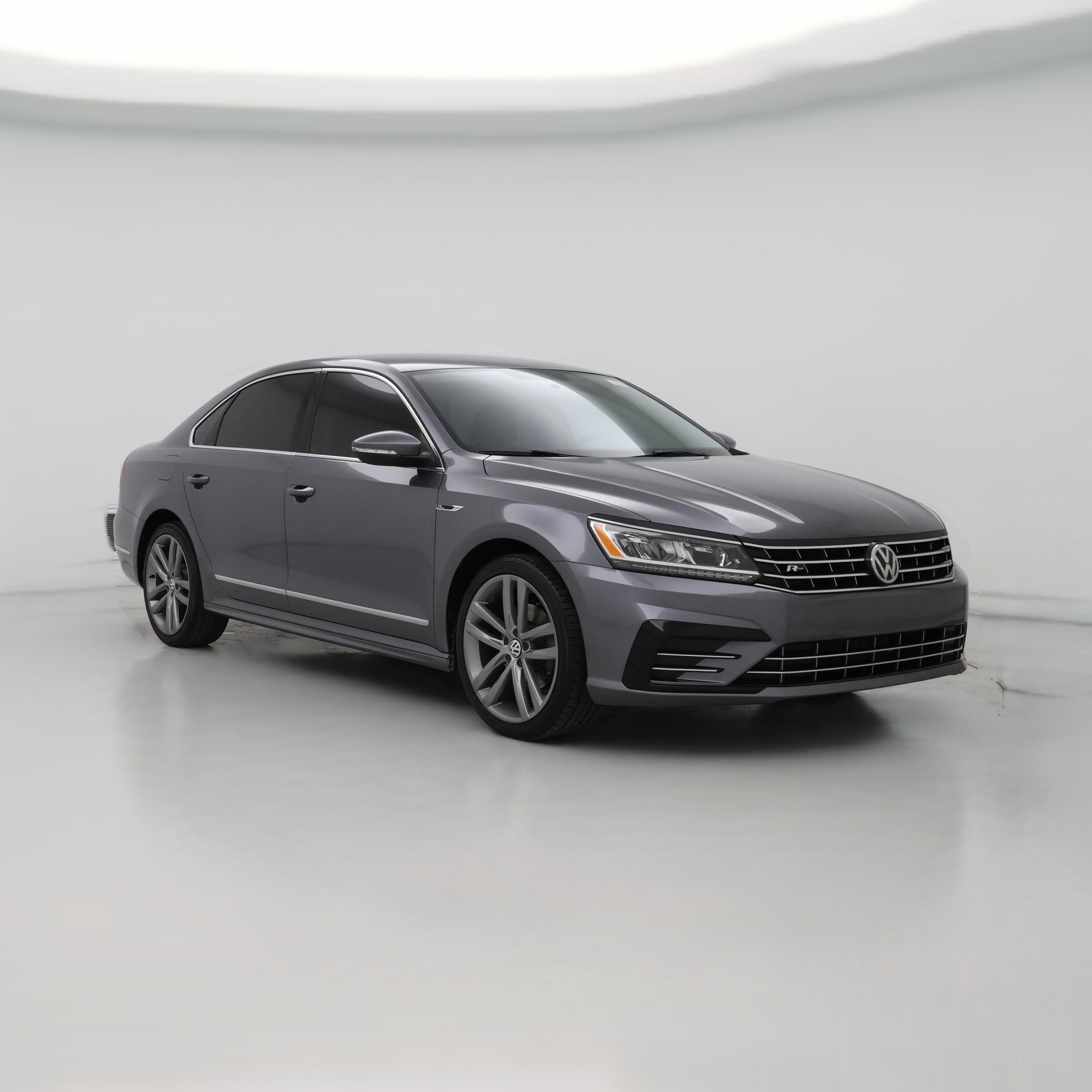 Thumbnail: 2017 Volkswagen Passat - 1
