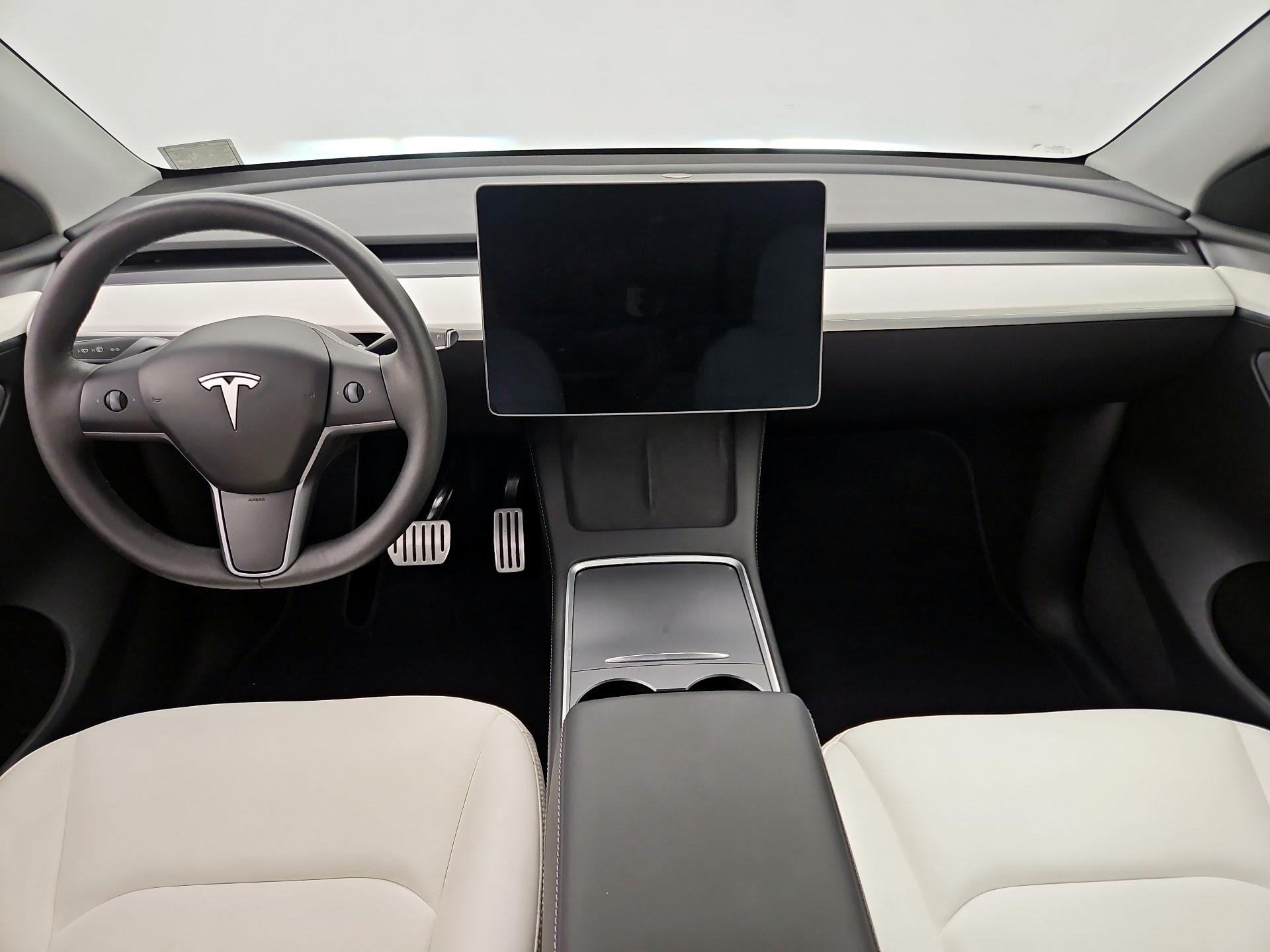 Thumbnail: 2024 Tesla Model Y - 9